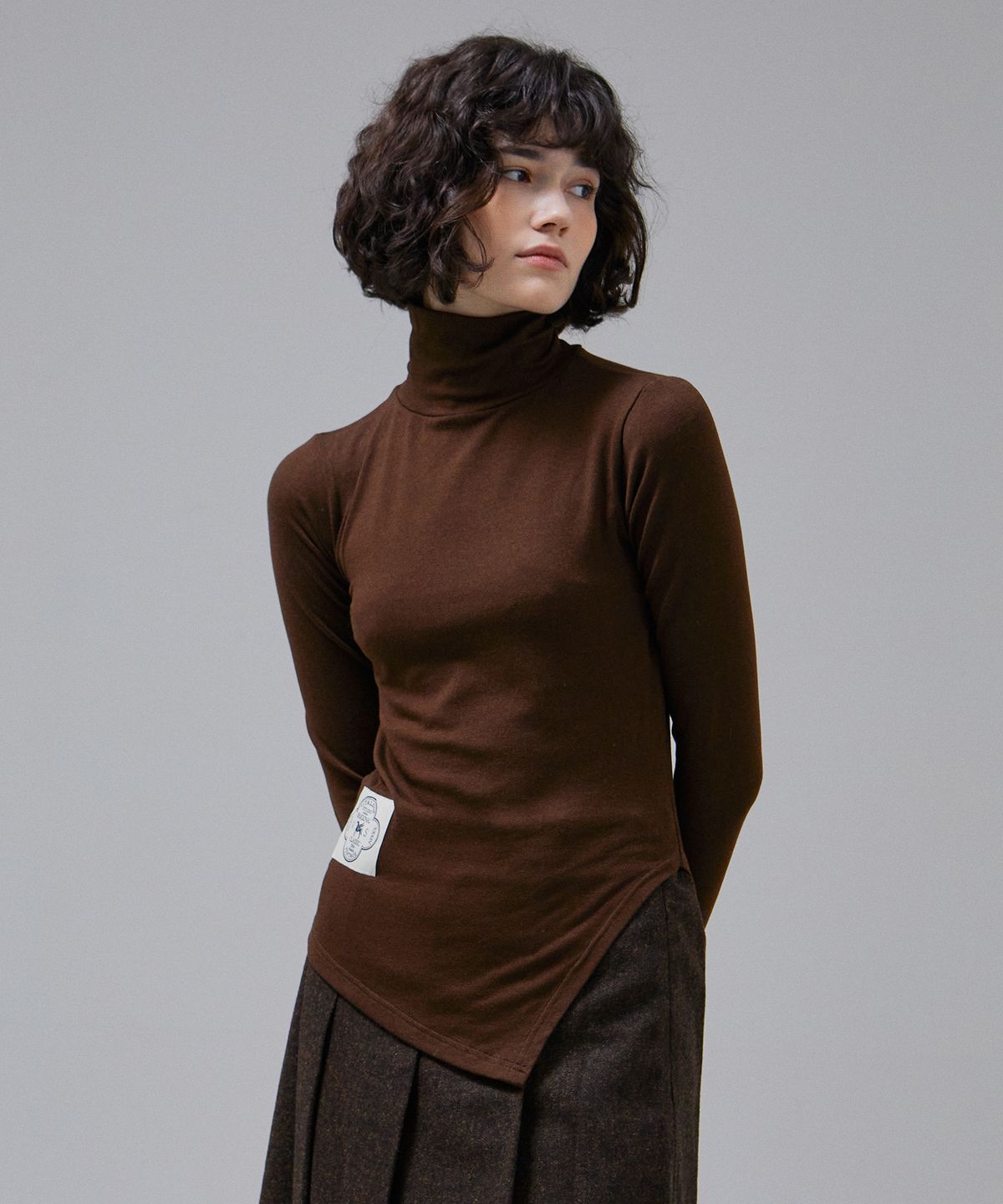 바이탈싸인(VITALSIGN) [LINE] Diagonal Layered Turtleneck (3colors)