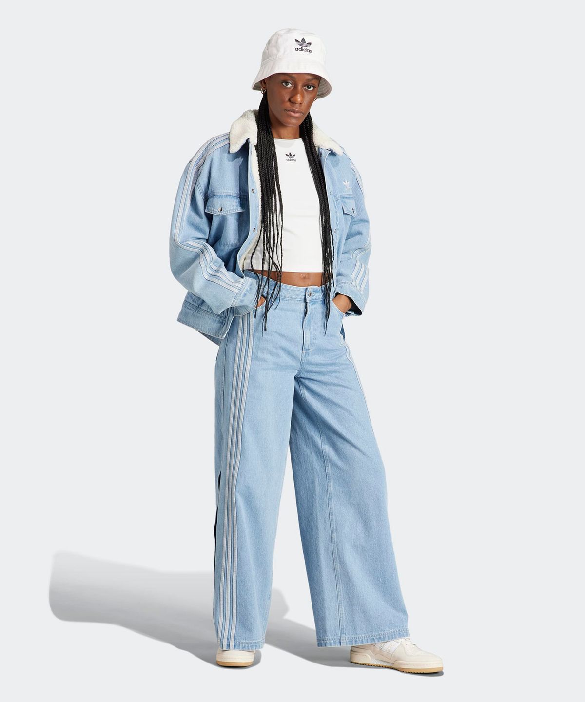 아디다스(ADIDAS) 데님 팬츠 - 스카이블루 / IS5249