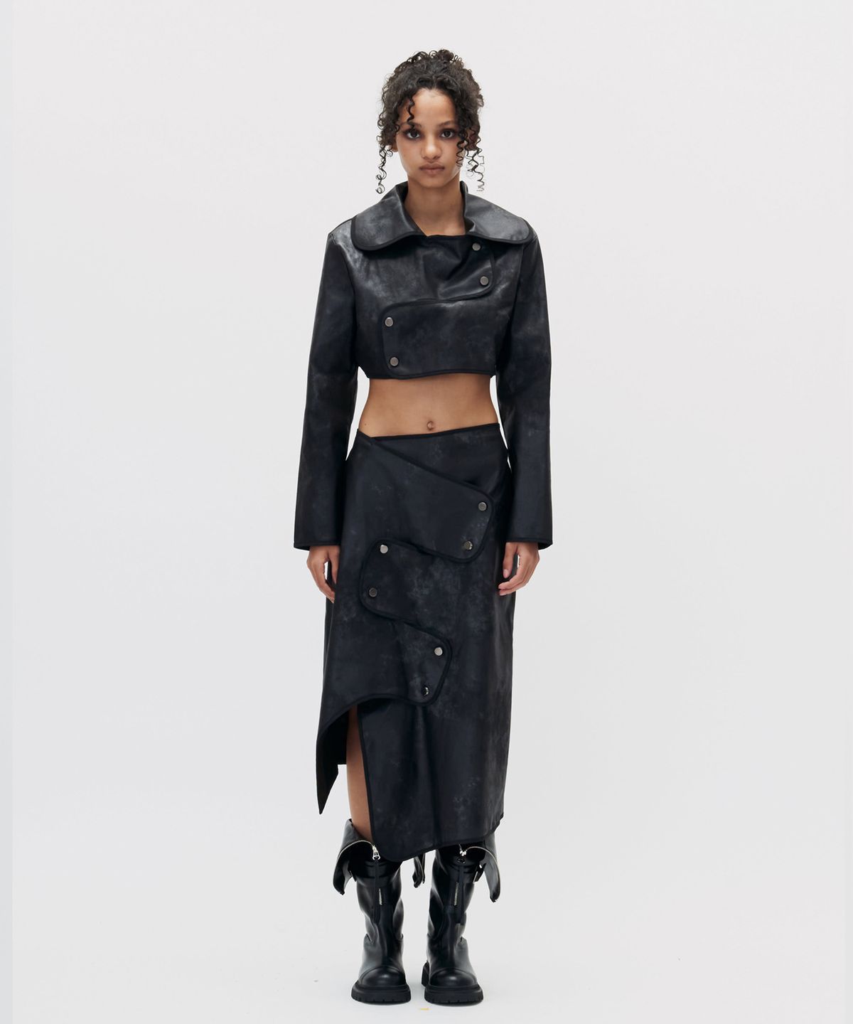 쎄쎄쎄(SETSETSET) CROSSOVER WATER STAIN WRAP SKIRT BLACK