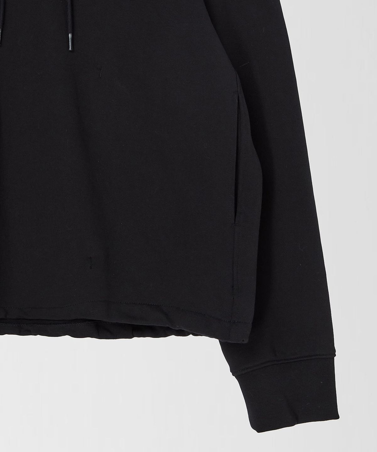 이이(EE) LOGO HOODED SWEATSHIRTS BLACK