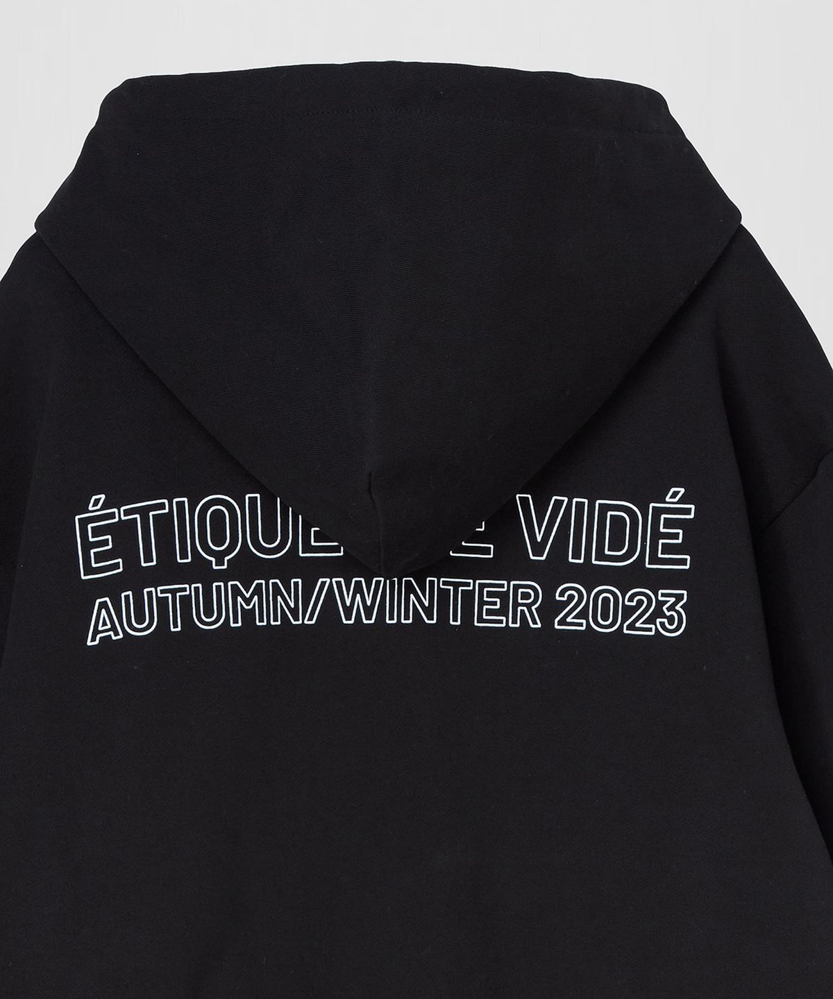 이이(EE) LOGO HOODED SWEATSHIRTS BLACK