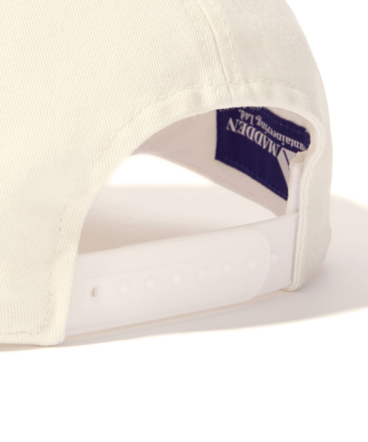 매든(MADDEN) Trucker Cap Cream