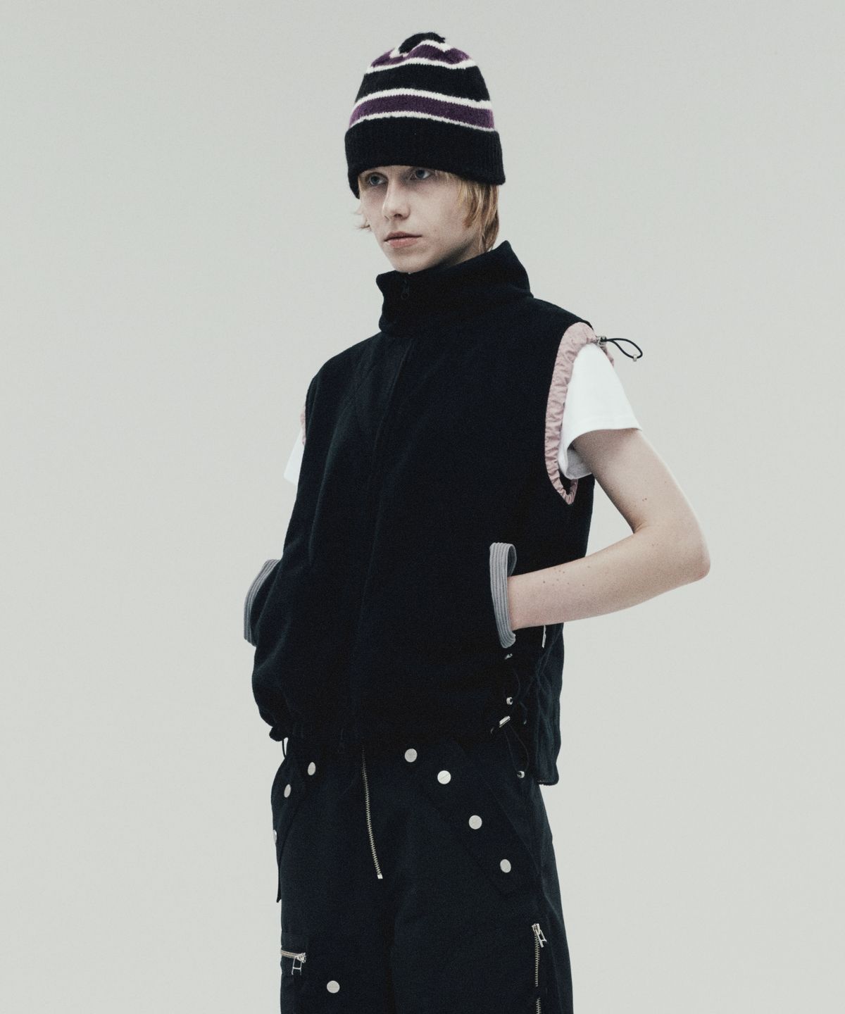 더바이닐하우스(THEVINYLHOUSE) QUILTING FLEECE VEST BLACK (VH2DFUB991A)