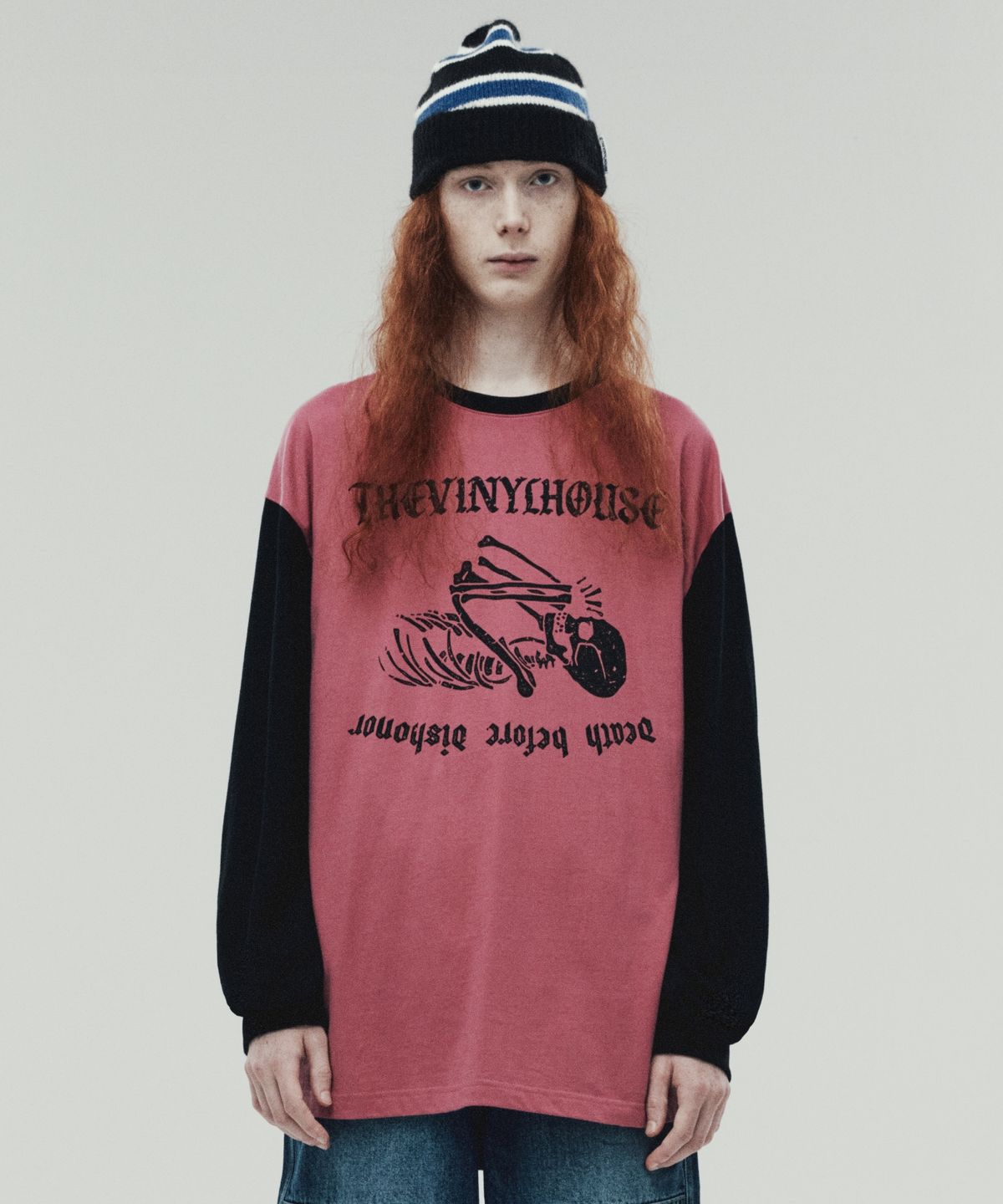 더바이닐하우스(THEVINYLHOUSE) PRAY FOR LS TEE PINK (VH2DFUT553A)