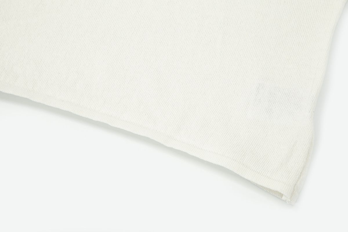 샐러드바구니(SALAD BAGUNI) V-Neck Strap Top_ivory