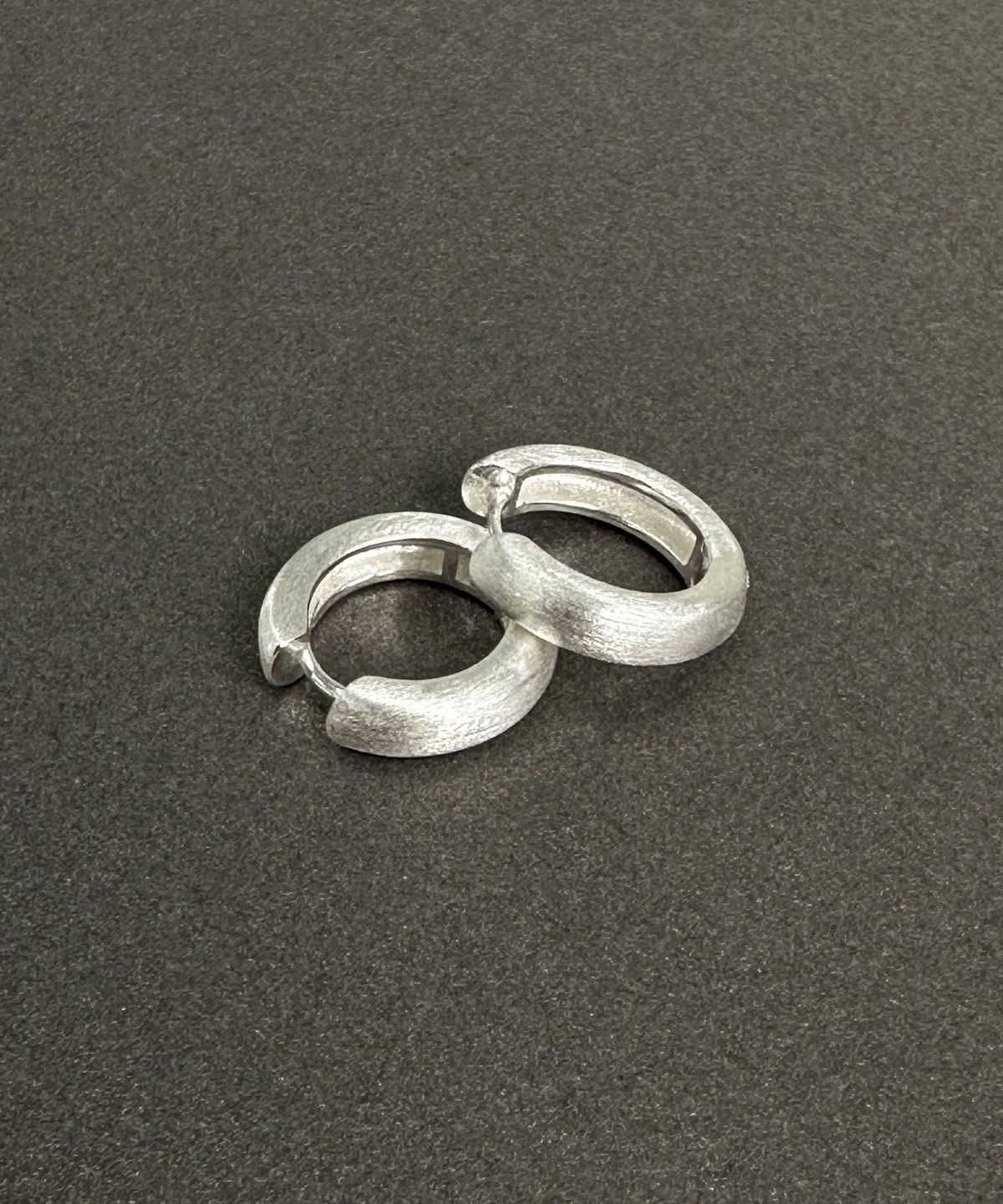 바라두(BARADU) [BARADU 925] Sanding basic hoop earrings