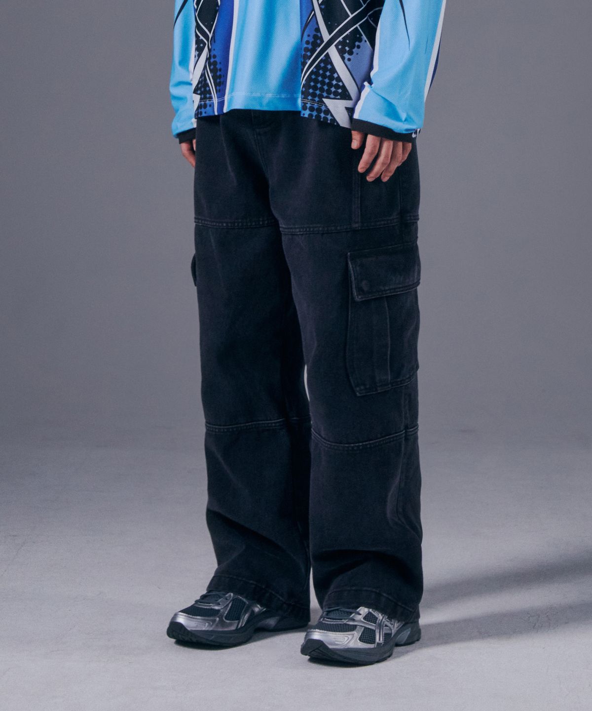 비전스트릿웨어(VISION STREETWEAR) VSW Wide Washed Denim Cargo Pants Black