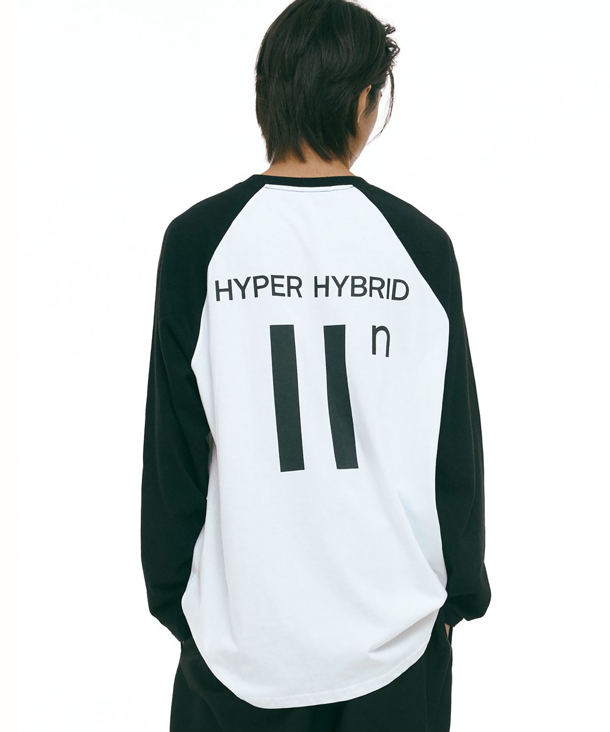 하이투(HYIIⁿ) 유니폼 래글런 티셔츠 [블랙]