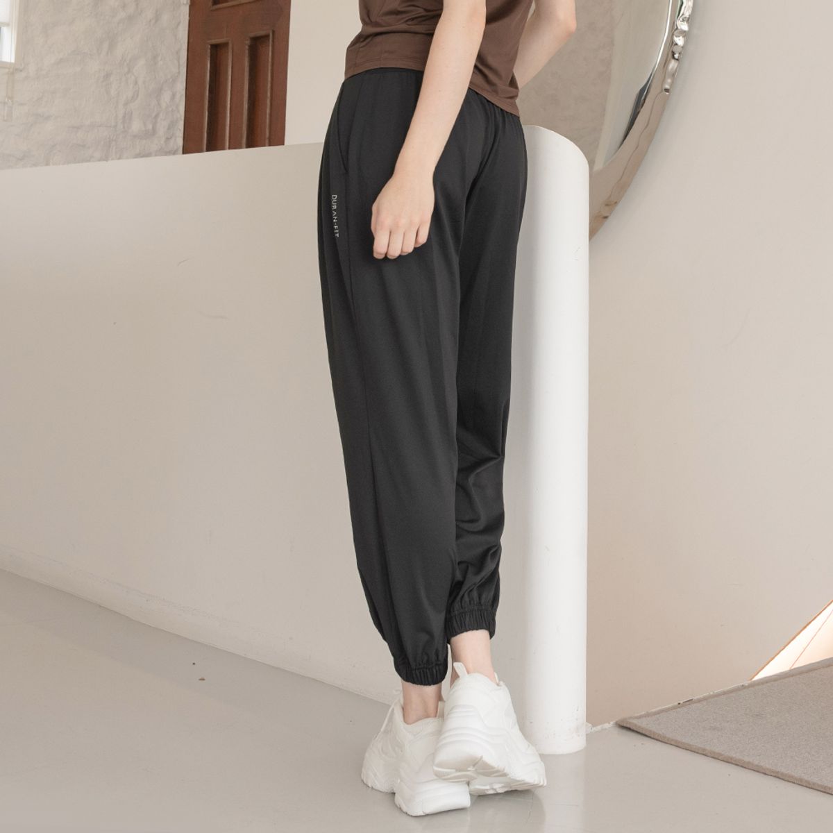 뒤란(DURAN) 루사 세미 하렘팬츠 DBF3W-9141 3colors