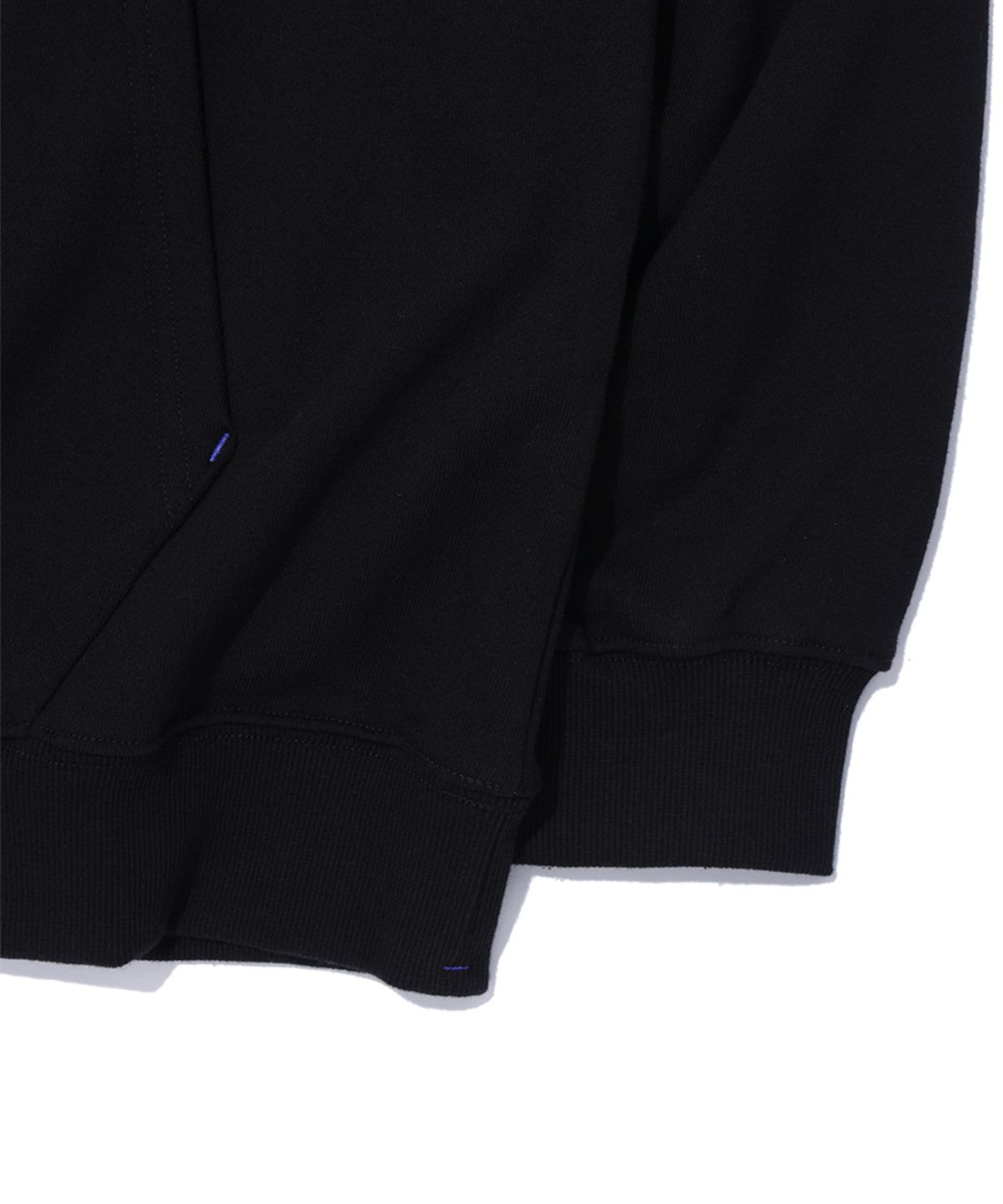 매든(MADDEN) Small Logo Hoodie Black