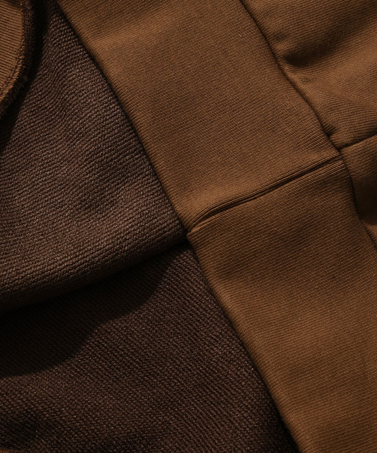 스웨이드(SUADE) BALLOON SUADE LOGO HOODIE [BROWN]