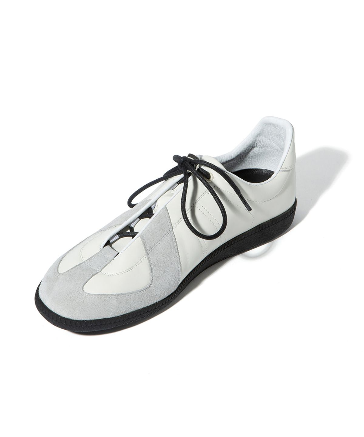 데베시용(DEVIATION) DV RACING TRAINERS 06