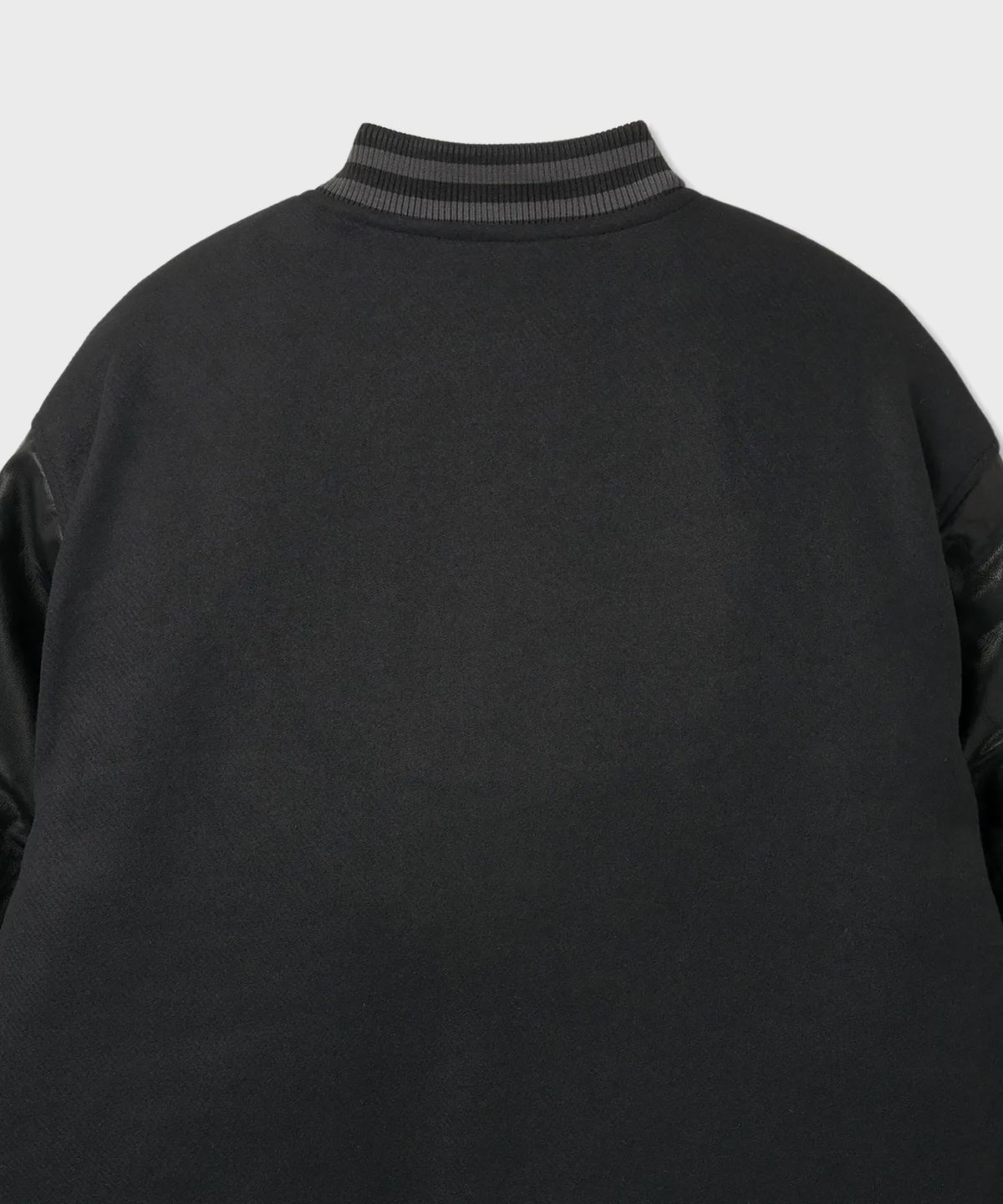 디키즈(DICKIES) 패디드 릴렉스드 베이스볼 재킷 Black
