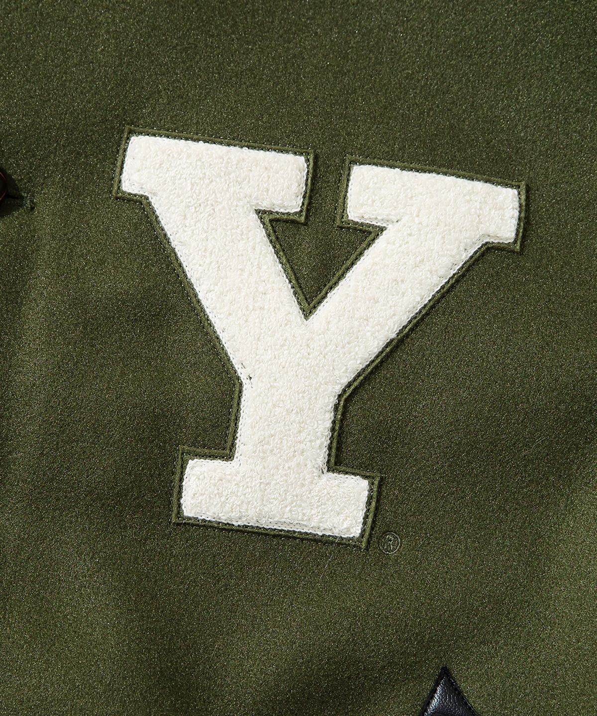 예일(YALE) Y 심볼 버튼 바시티 자켓 카키