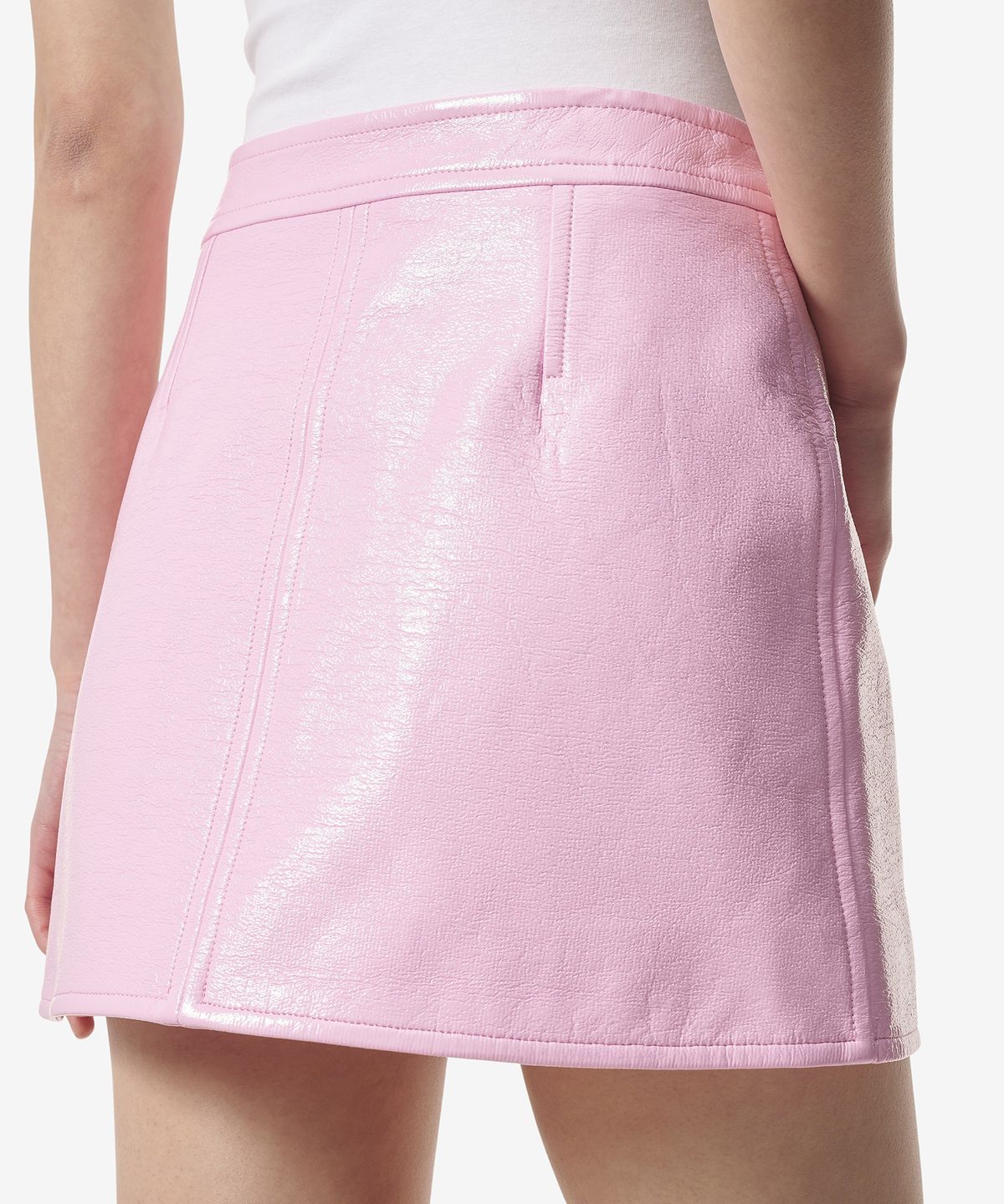꾸레쥬(COURREGES) 리에디션 로고 글로시 비닐 미니 스커트 - 핑크 / 223CJU001VY00145000