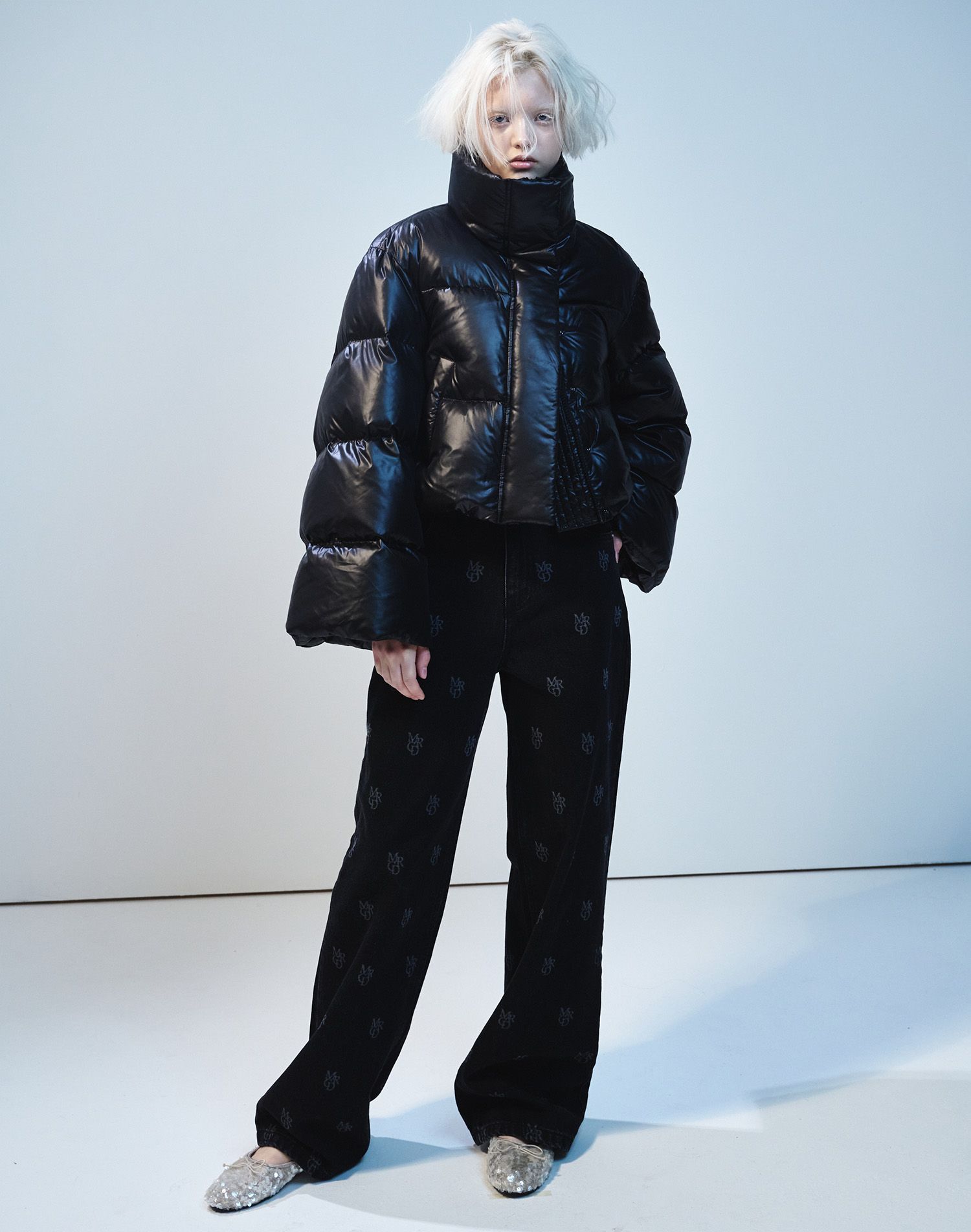 【Mardi Mercredi】新品未使用　フード付きアウター MUSINSA公式 | MARDI MERCREDI DOWN JACKET HIGH NECK_BLACK