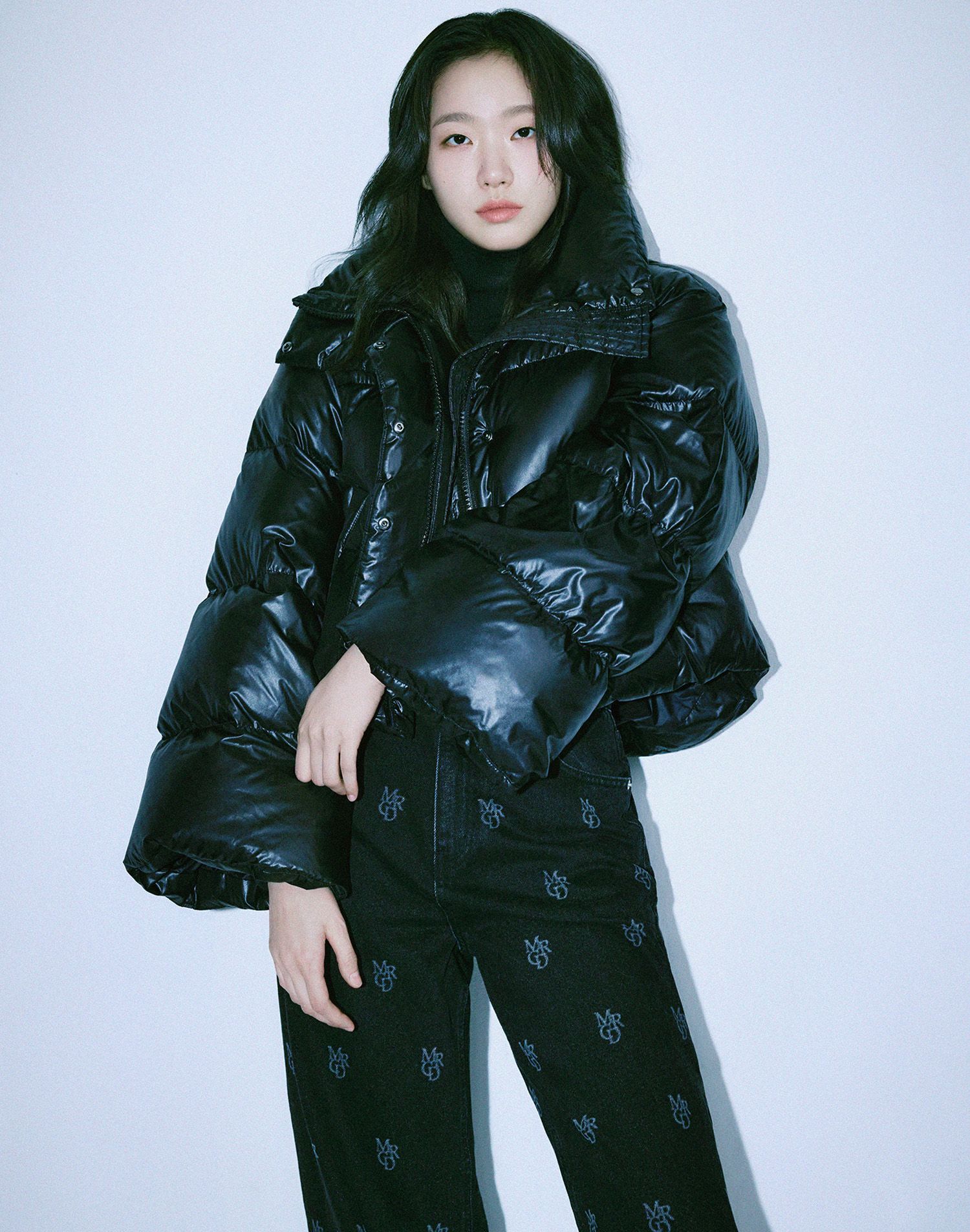 【Mardi Mercredi】新品未使用　フード付きアウター MUSINSA公式 | MARDI MERCREDI DOWN JACKET HIGH NECK_BLACK