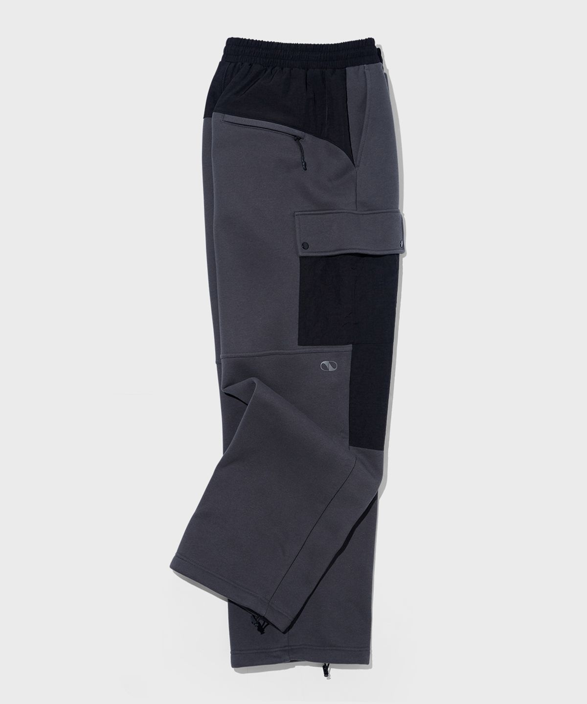 더블유엠씨(WMC) 패널 스웨트 카고팬츠_CHARCOAL GREY