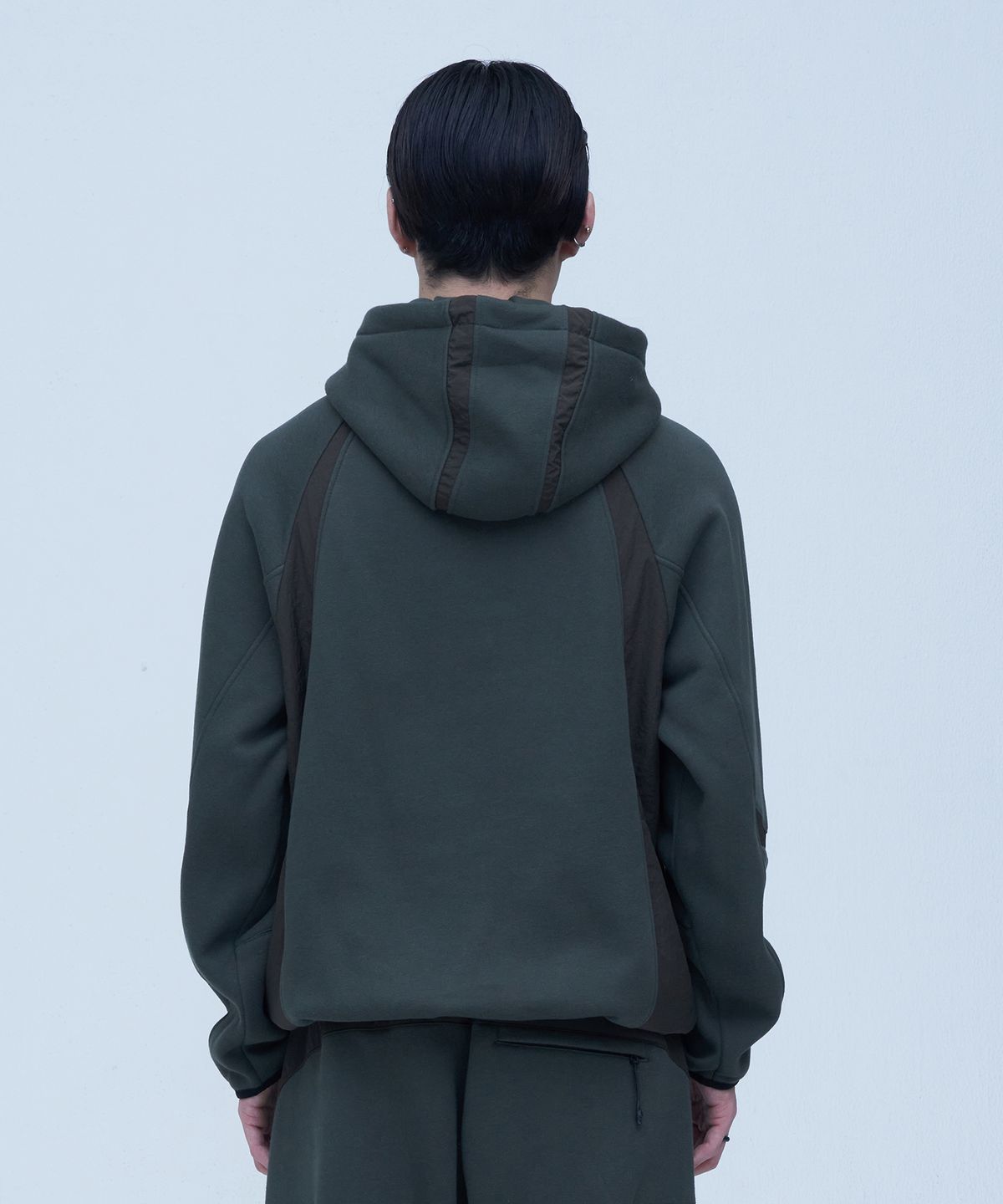 더블유엠씨(WMC) 패널 스웨트 후드_KHAKI