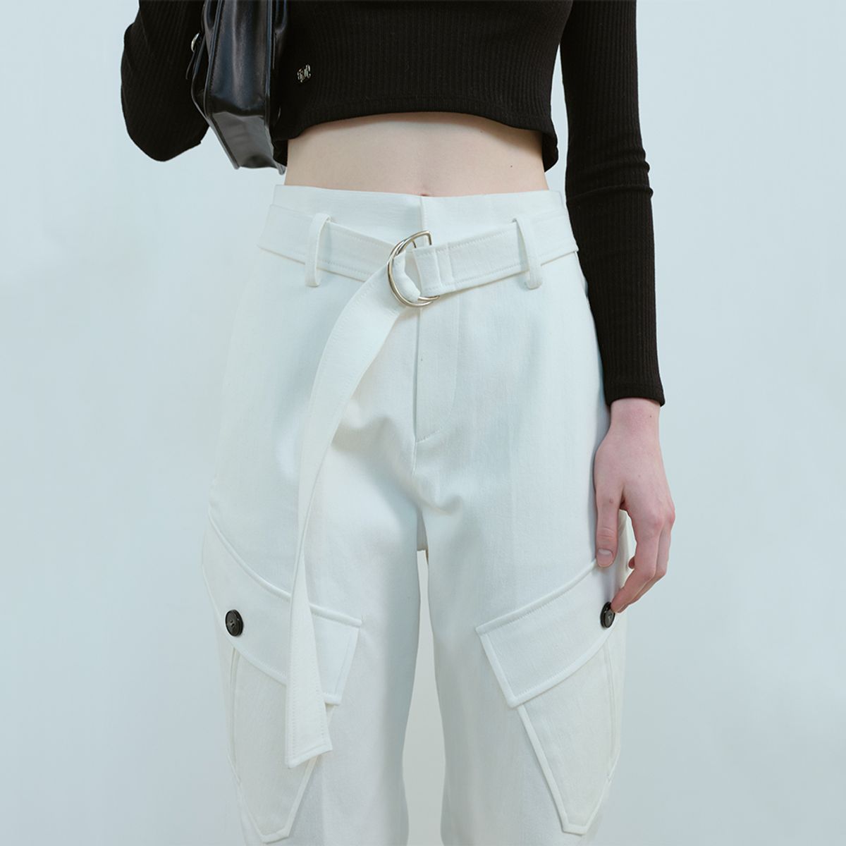 문스워드(MOONSWARD) WHITE WIDE POCKET TROUSER