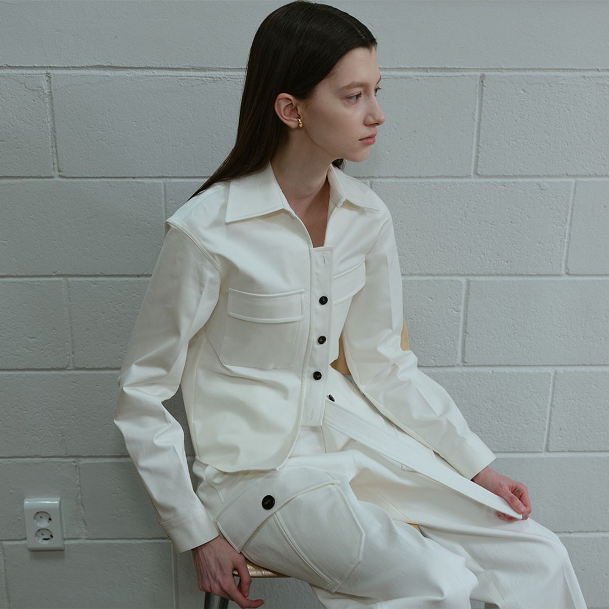 문스워드(MOONSWARD) WHITE WIDE POCKET TROUSER