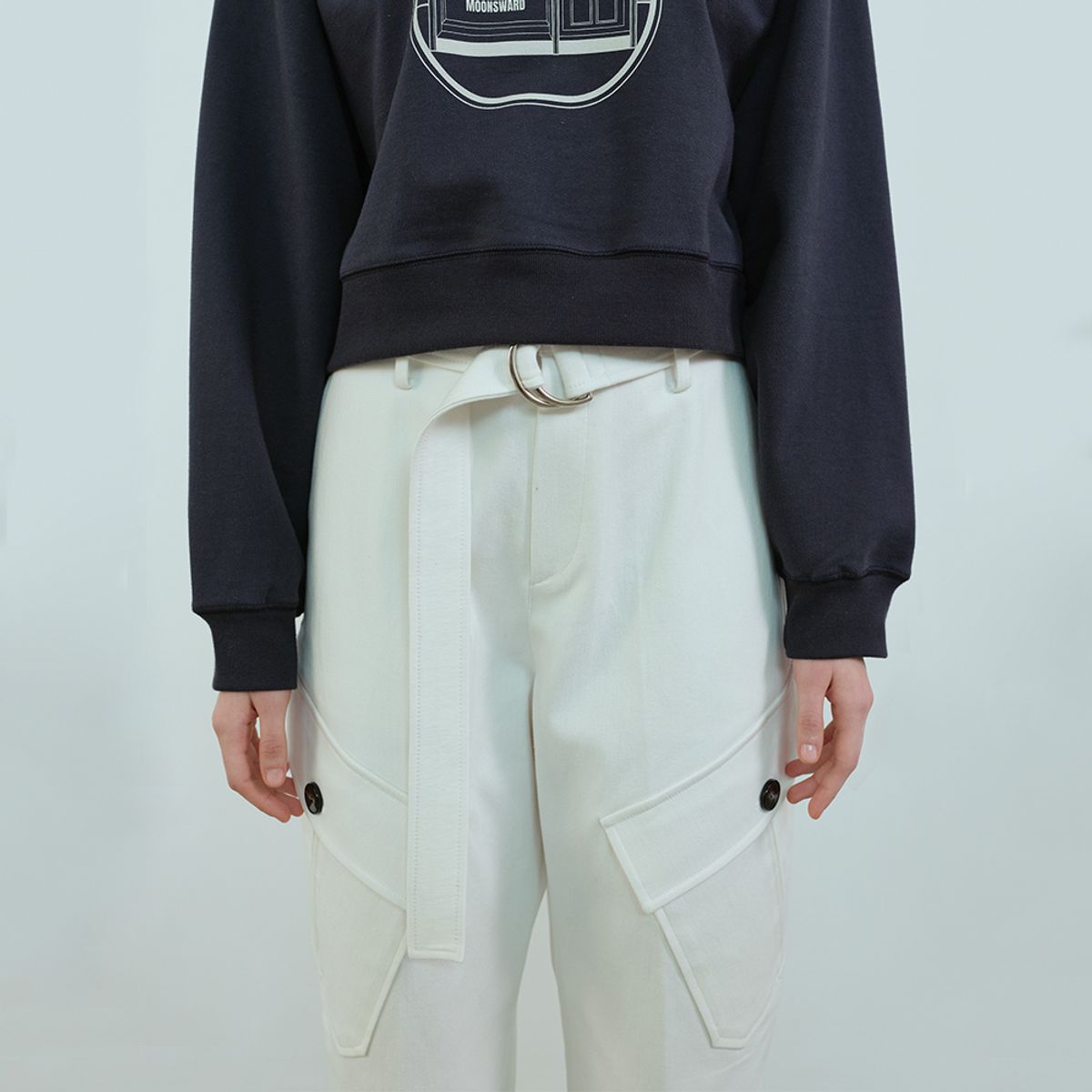 문스워드(MOONSWARD) WHITE WIDE POCKET TROUSER