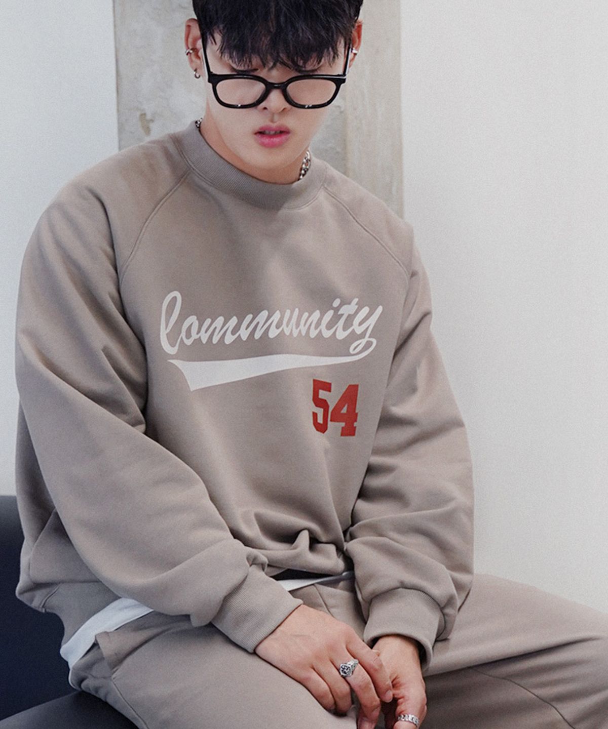 더마일(THEMILE) COMMUNITY 54  SWEAT MTM  [BROWN]