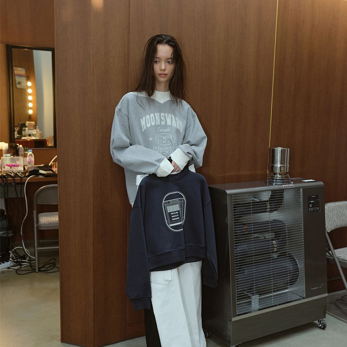문스워드(MOONSWARD) GREY HERITAGE SWEATSHIRT