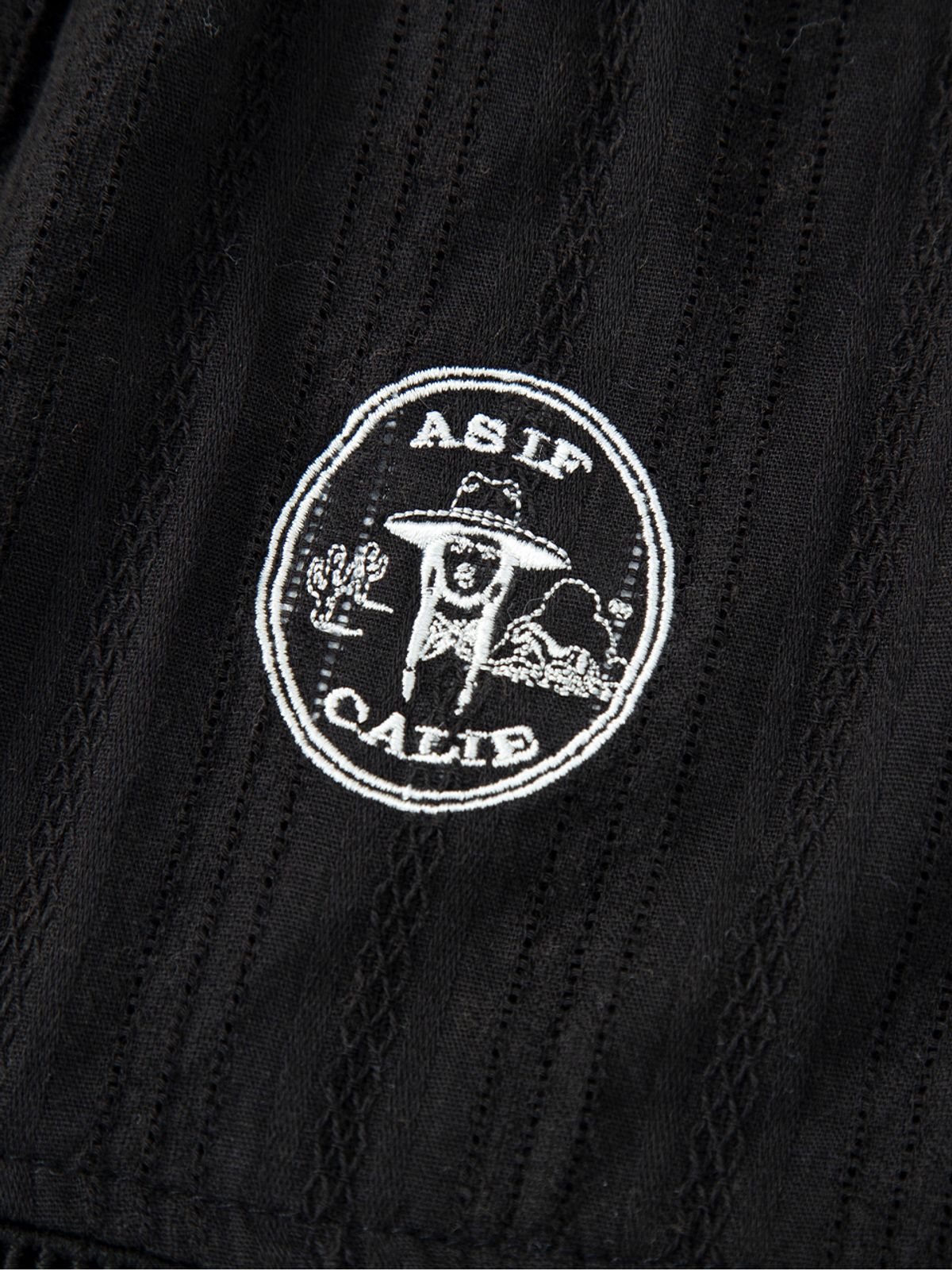 에즈이프 캘리(ASIF CALIE) FLARE BISHOP SLEEVE BLOUSE BLACK