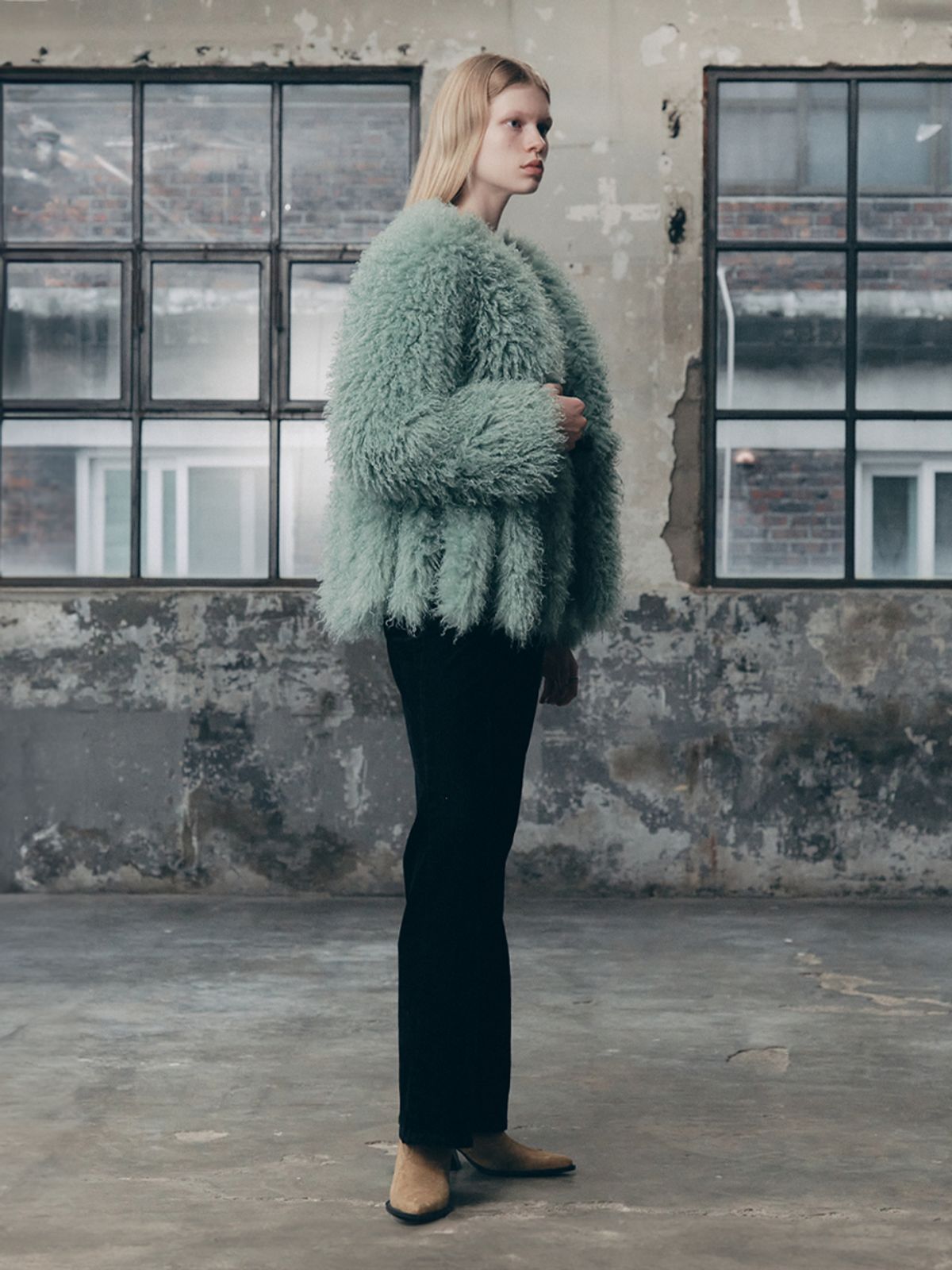 에즈이프 캘리(ASIF CALIE) TAIL POINT FUR JACKET MINT