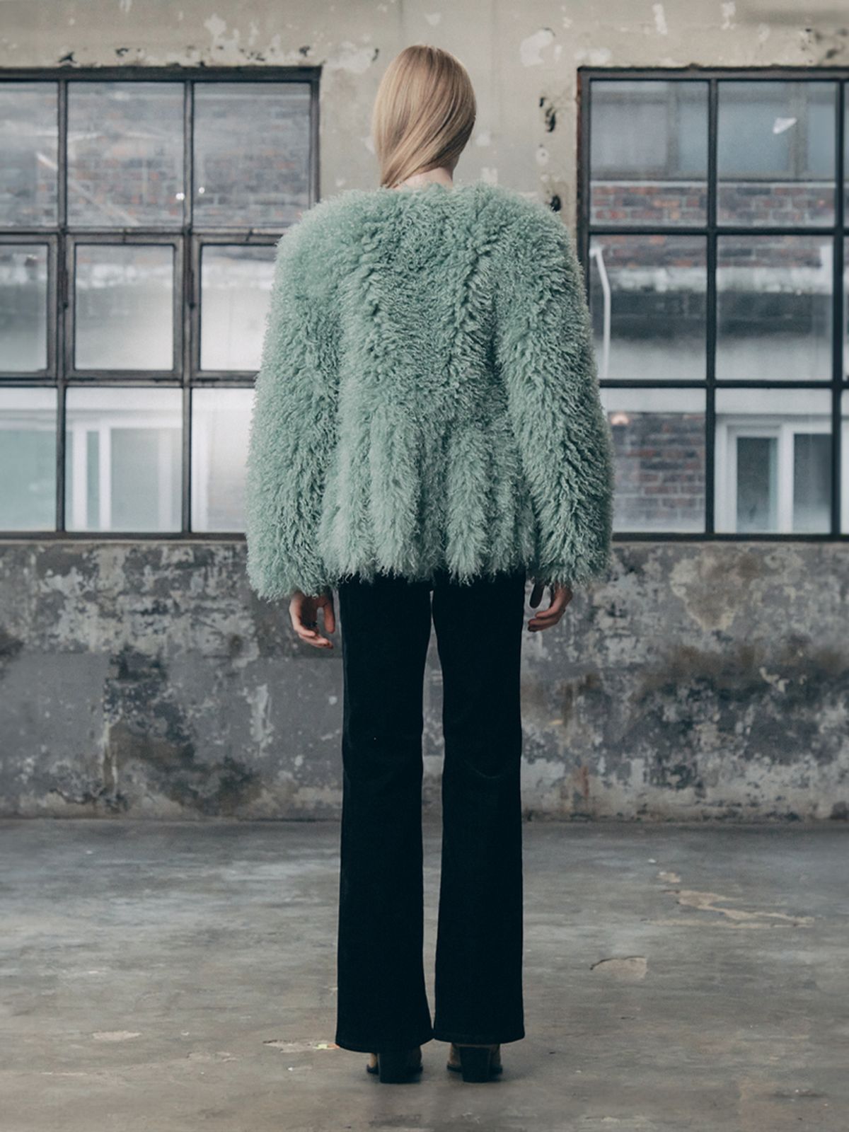 에즈이프 캘리(ASIF CALIE) TAIL POINT FUR JACKET MINT