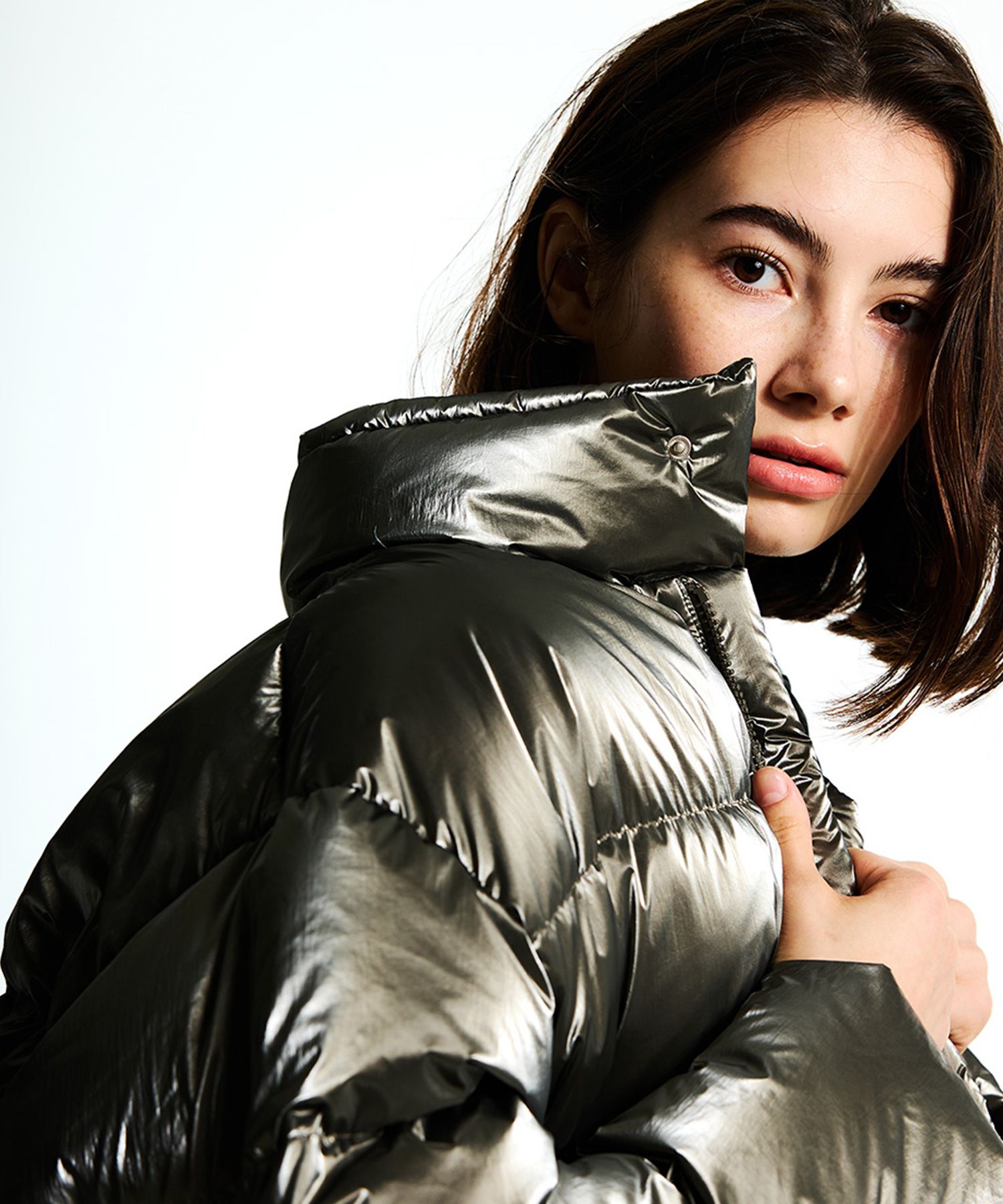 MUSINSA | FREI Short Puffer Jacket (KHAKI GRAY)