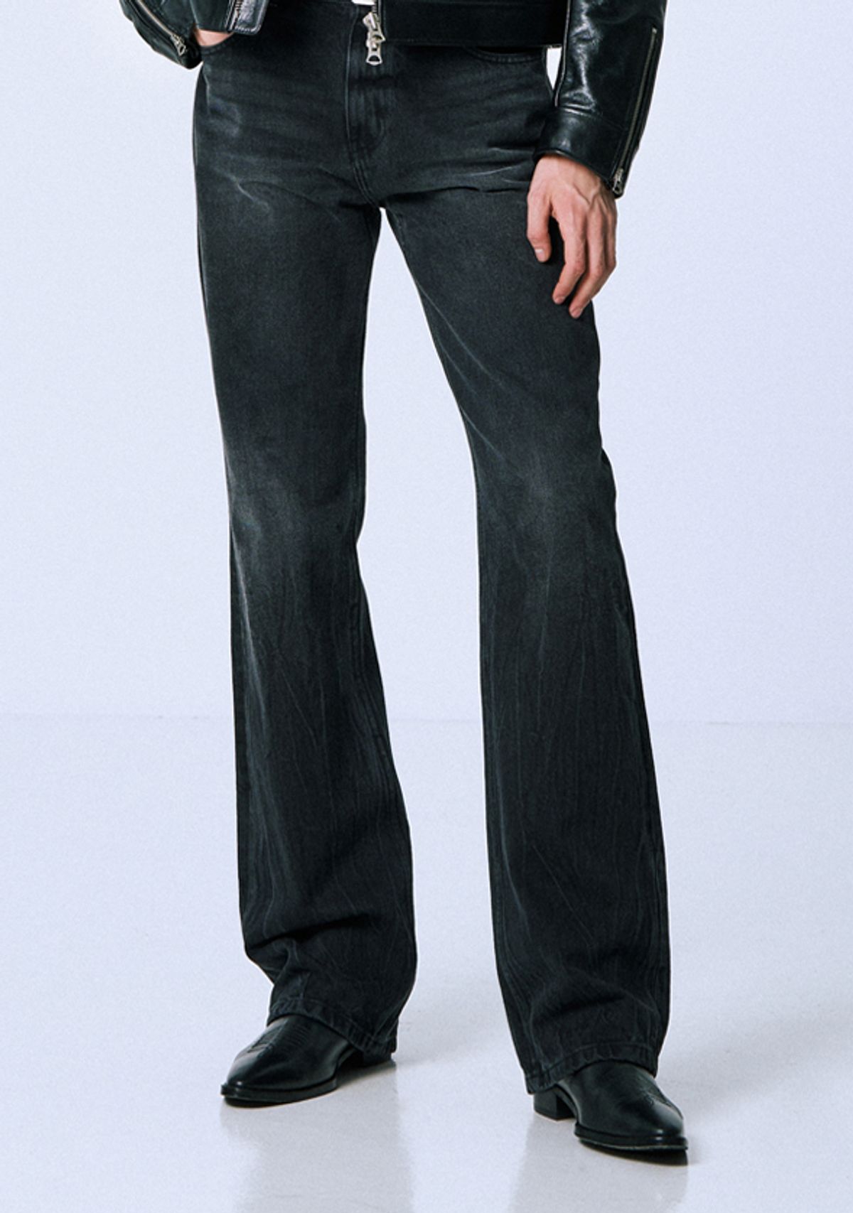 세비지(SAVAGE) Bootcut Fit Denim Jean - Washed Black