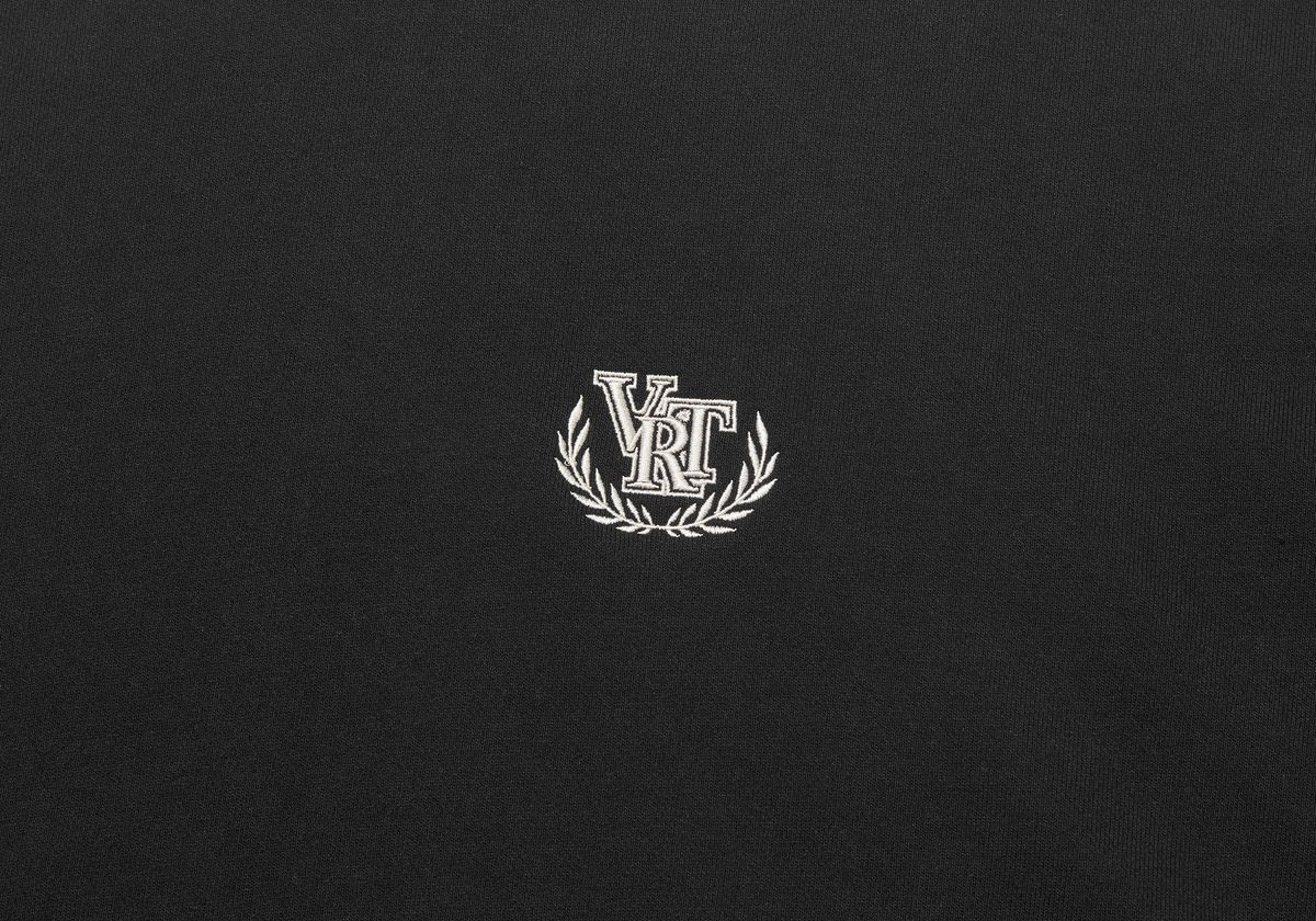 베루툼 스포츠(VERUTUM SPORTS) RTW-ST144 : VRT 라우렐 로고 스웻셔츠 블랙