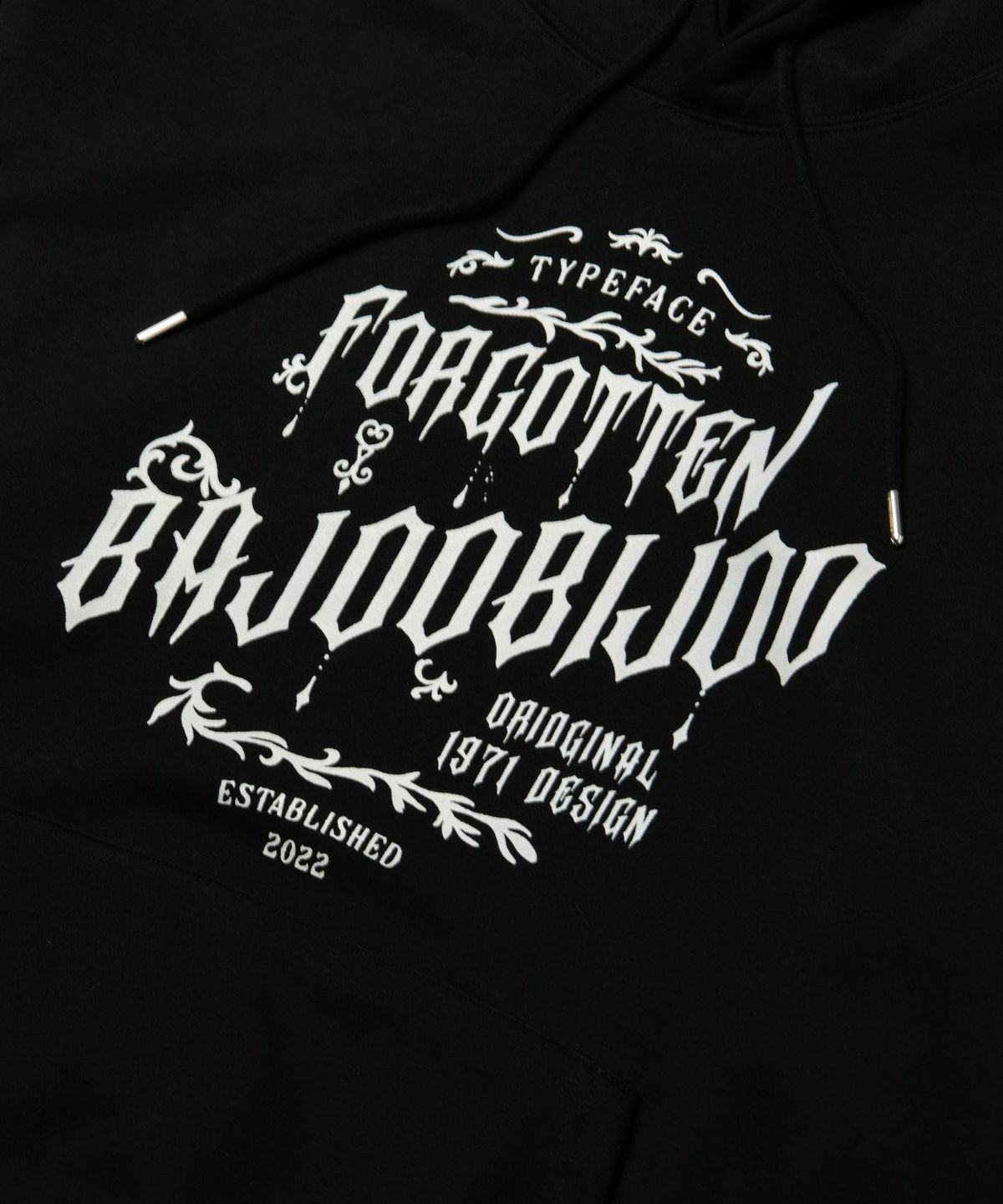 바쥬비쥬(BAJOO BIJOO) Typeface Logo Hoodie[Black]