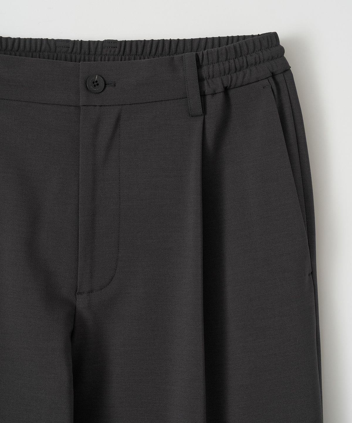 어나더 오피스(ANOTHER OFFICE) [SS] Habana Banded Slacks (Charcoal)