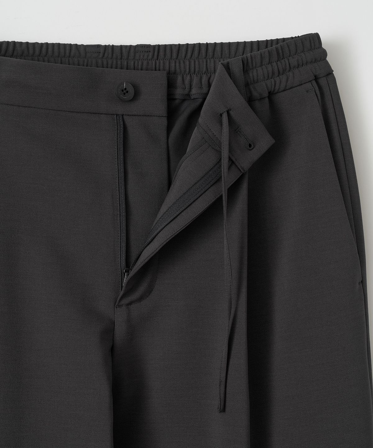 어나더 오피스(ANOTHER OFFICE) [SS] Habana Banded Slacks (Charcoal)