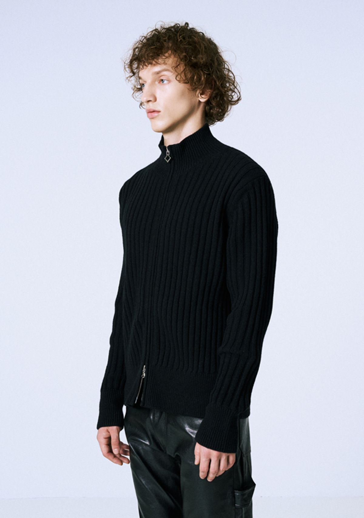 세비지(SAVAGE) Knit Zip Up - Black
