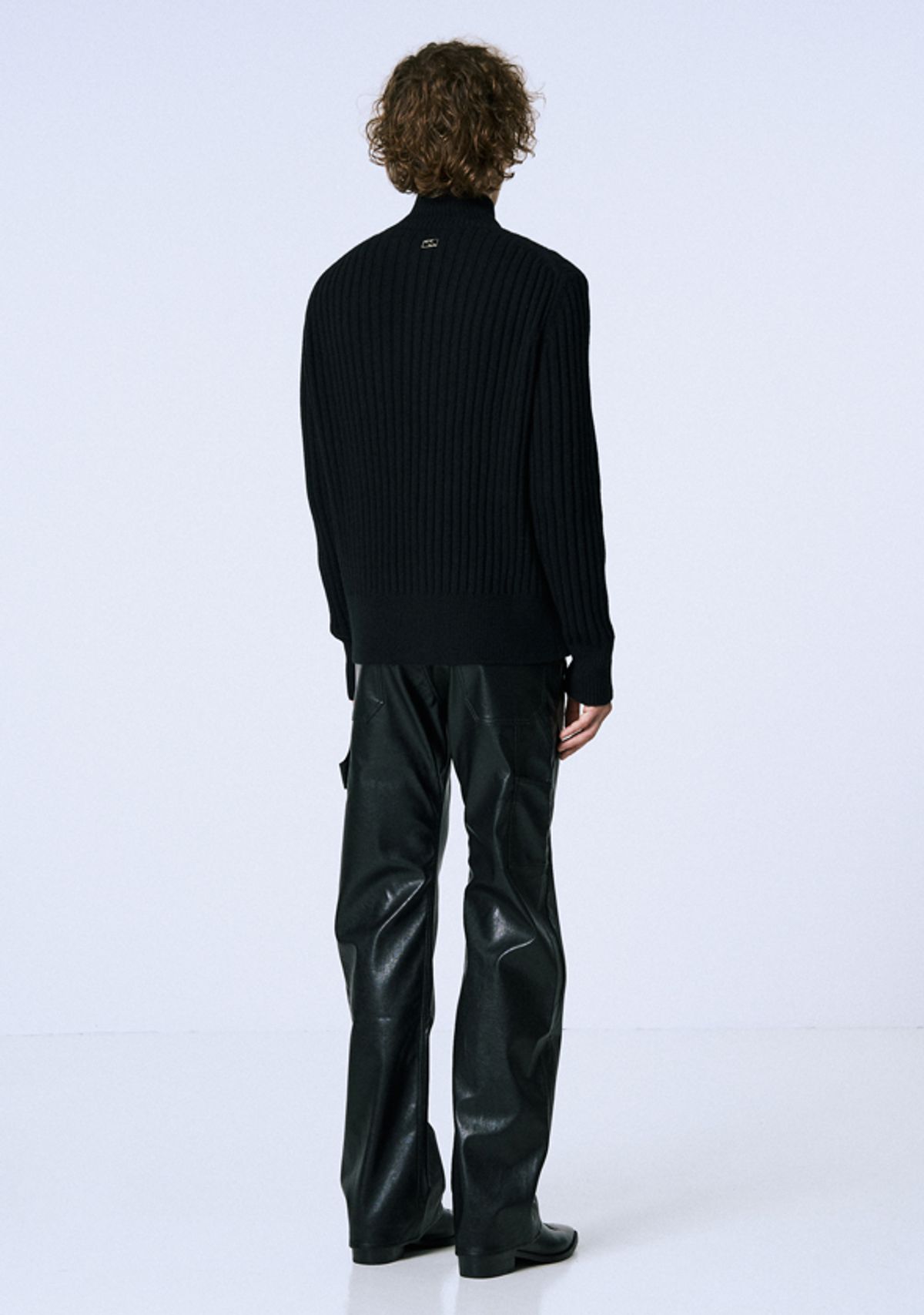 세비지(SAVAGE) Knit Zip Up - Black