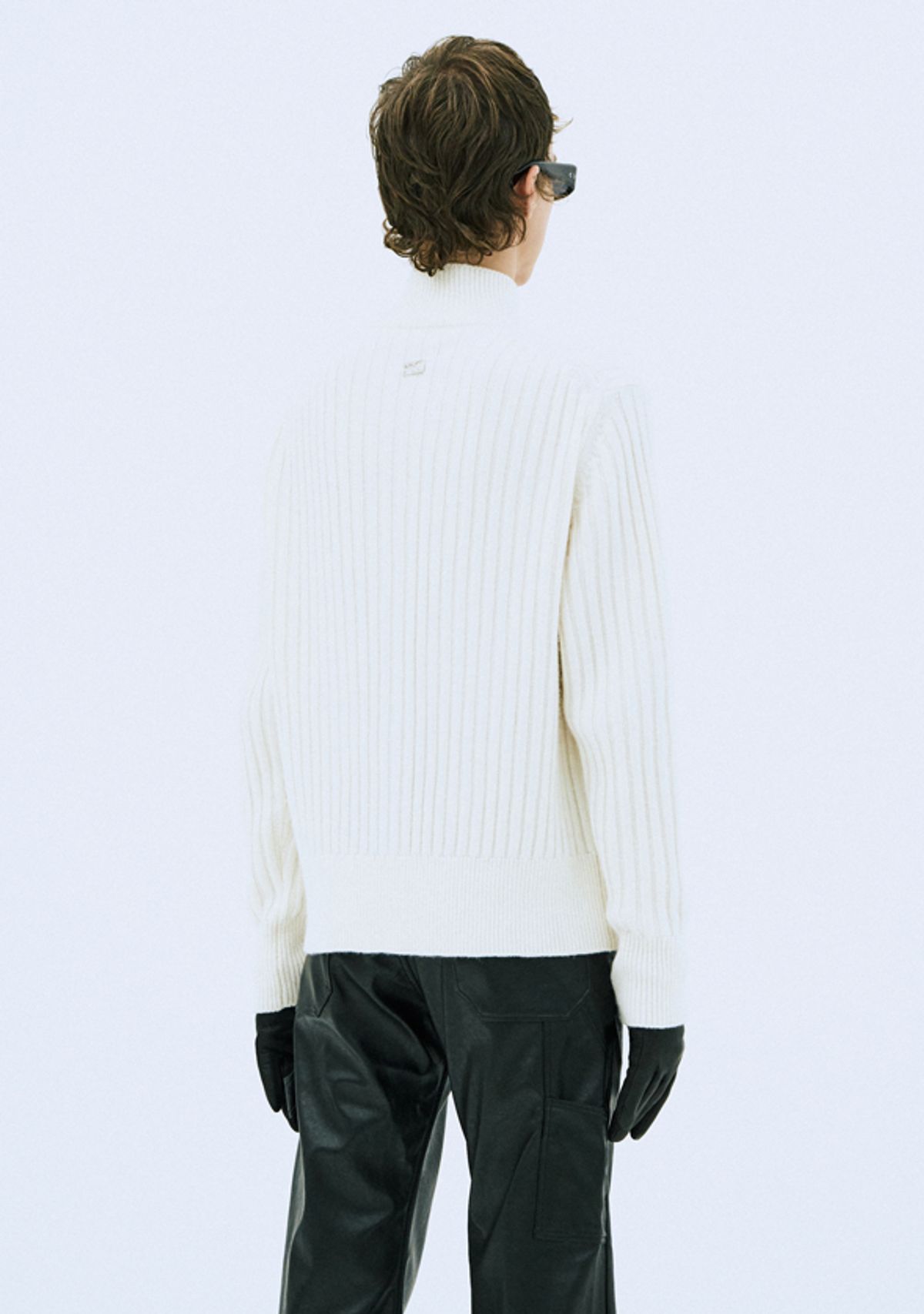 세비지(SAVAGE) Knit Zip Up - Ivory
