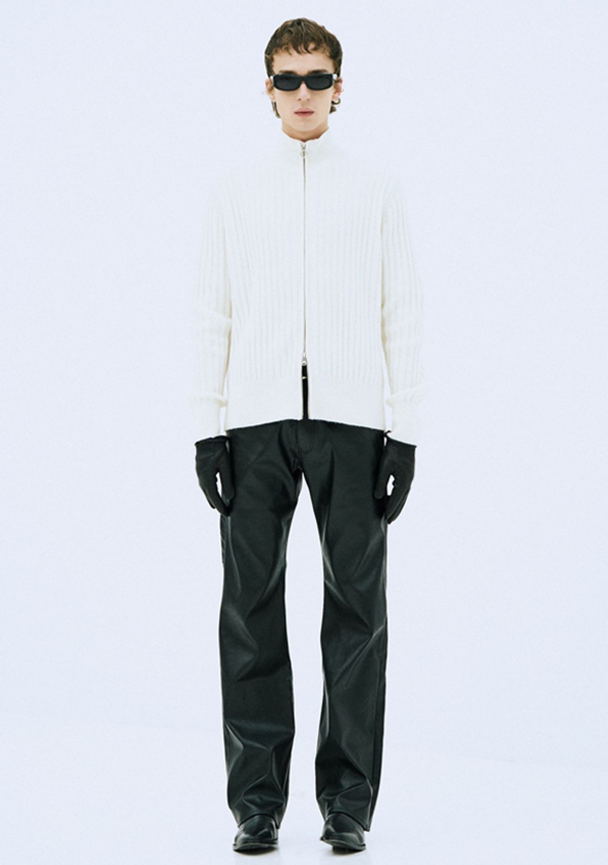 세비지(SAVAGE) Knit Zip Up - Ivory