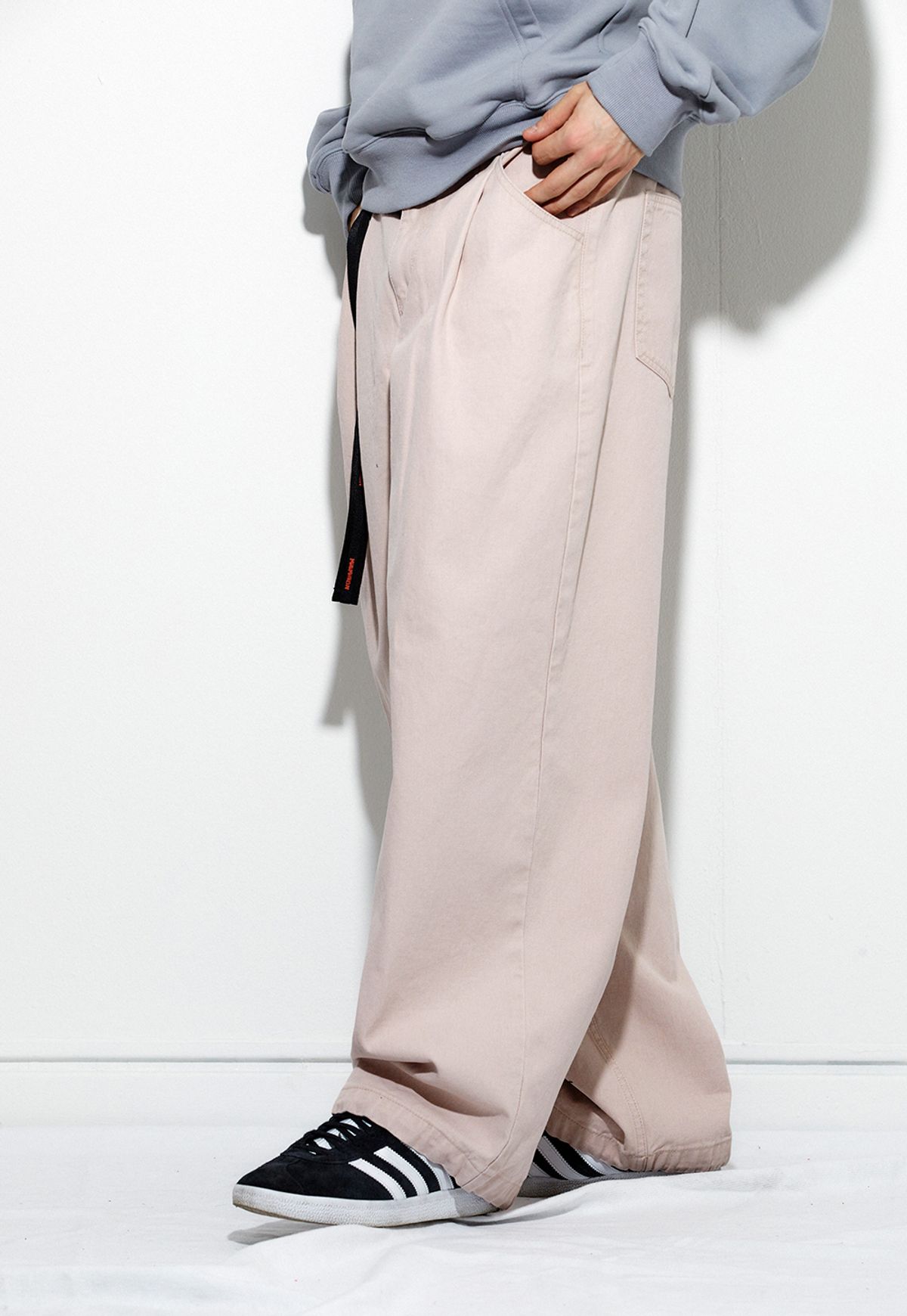 밀리밀리언(MILLIMILLION) BASALT COLOR DENIM PANTS B10-PINK
