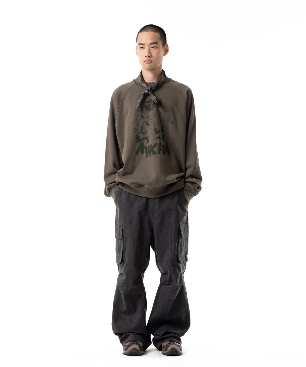 아캄(AAKAM) Freedom Printed Raglan Sweatshirt (Khaki)