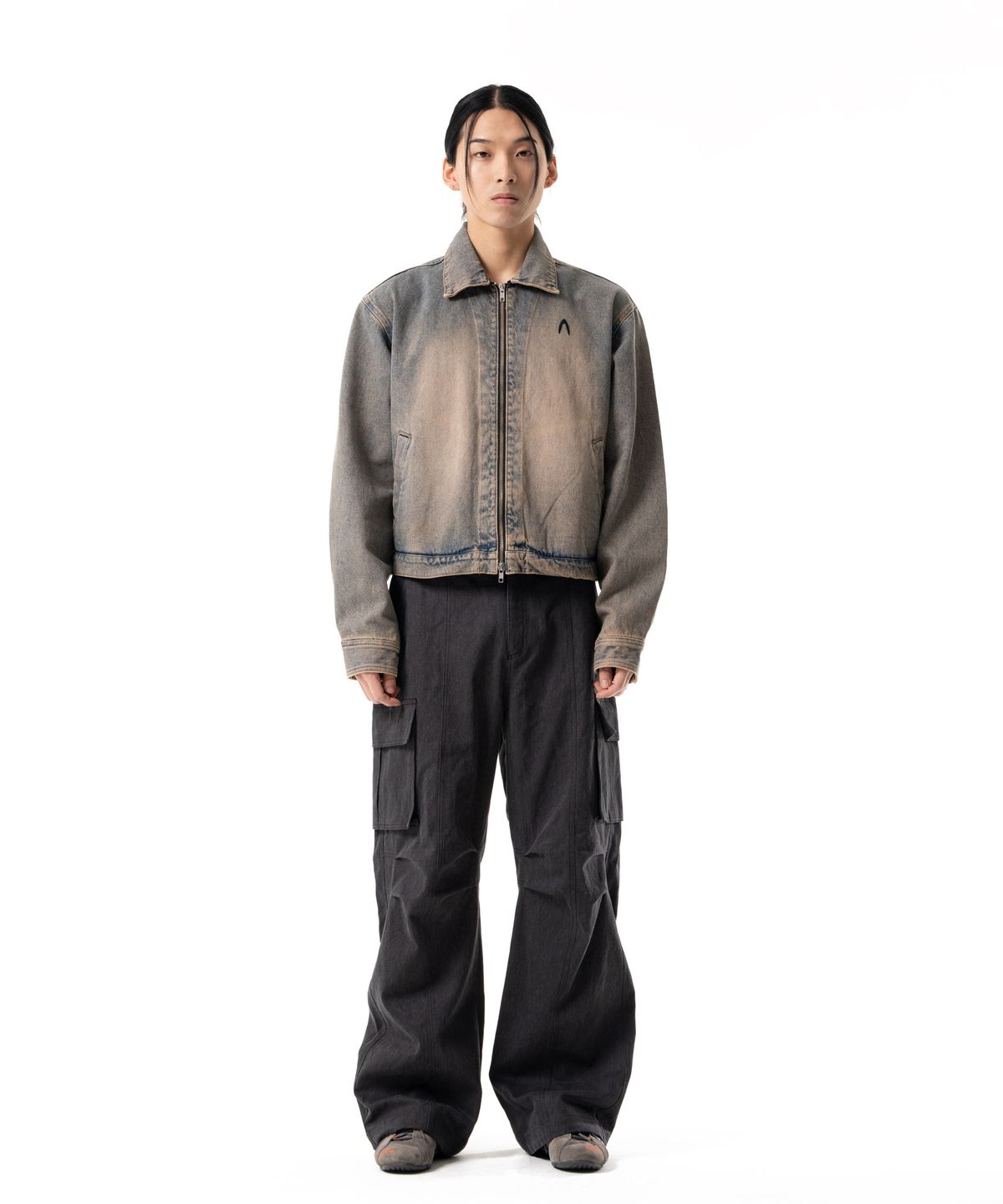 아캄(AAKAM) Washed Zip-Up Denim Jacket (Sand Blue)
