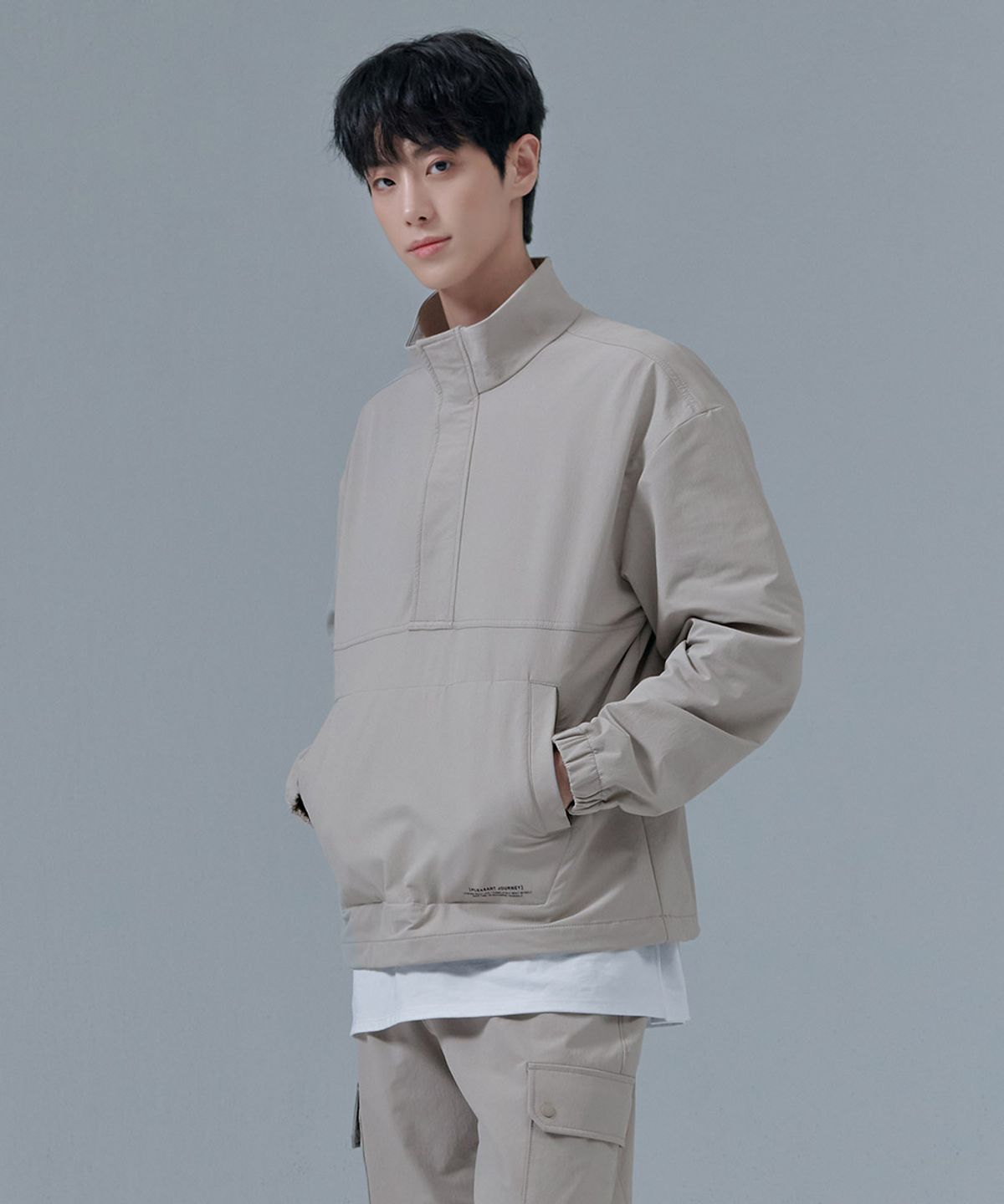 체이스컬트(CHASECULT) 남성 스트레치 기모 하이넥 아노락 티셔츠-CFRK5128D0X