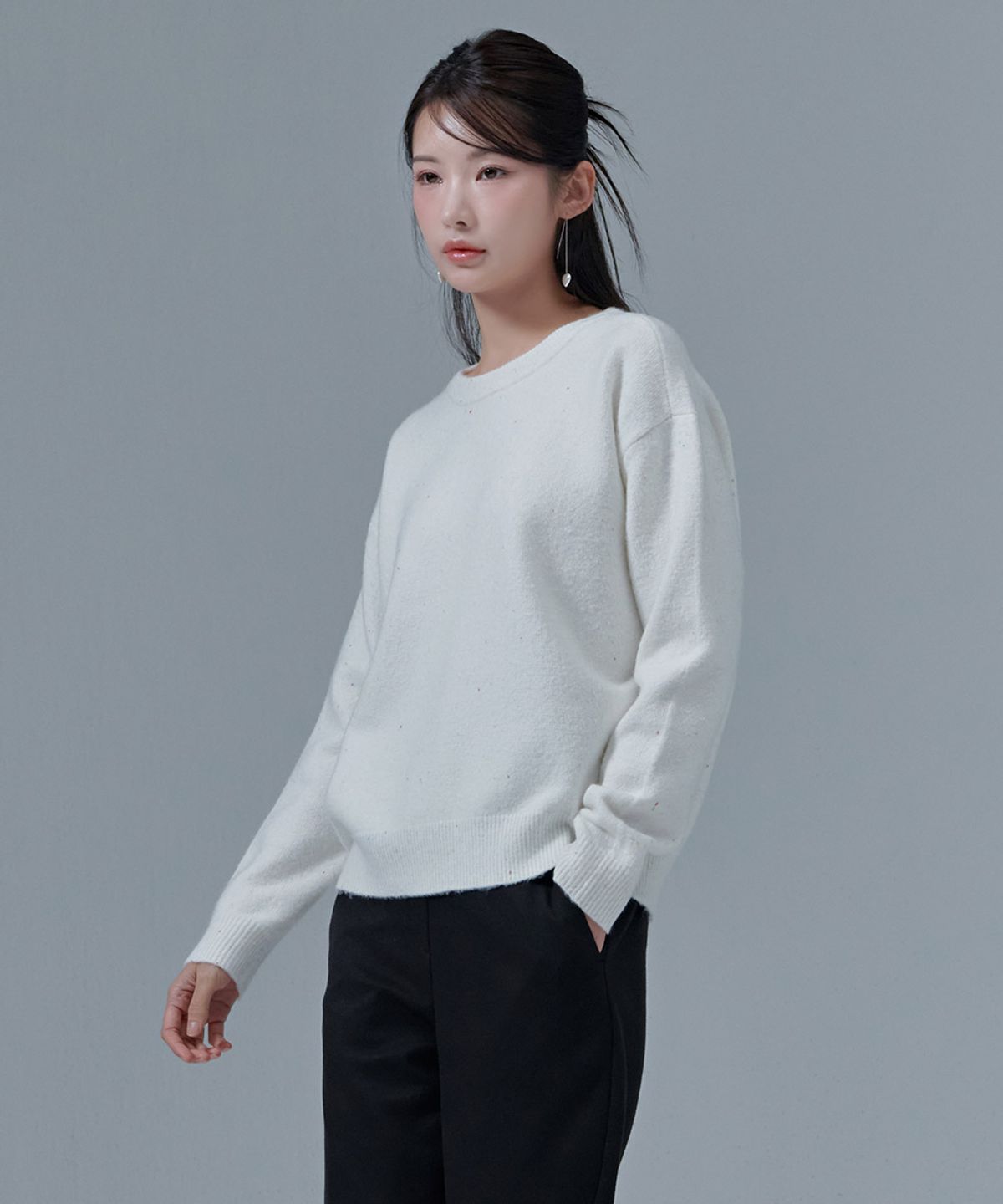 체이스컬트(CHASECULT) 여성 네프 라운드 스웨터-CFRG5274D0A