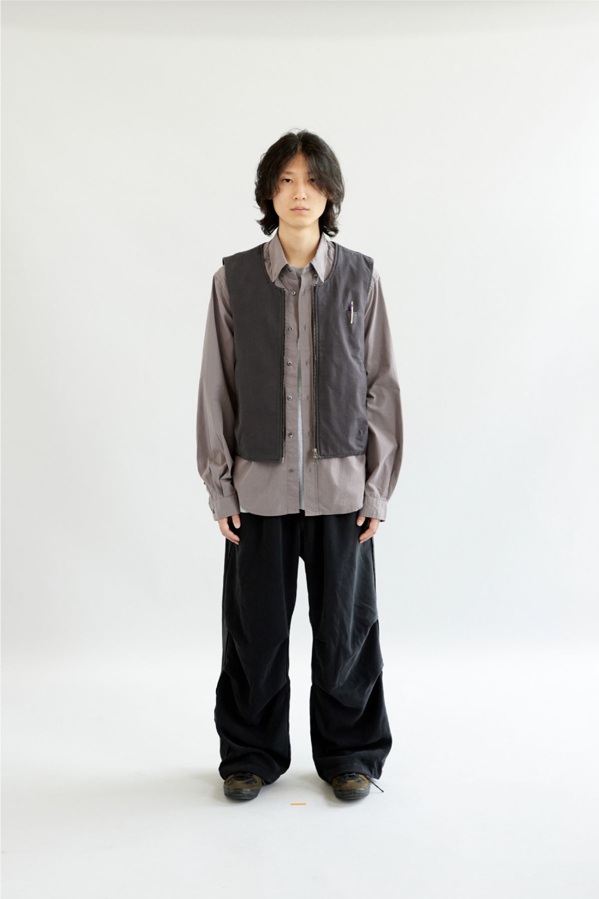해칭룸(HATCHINGROOM) Layering Vest Charcoal