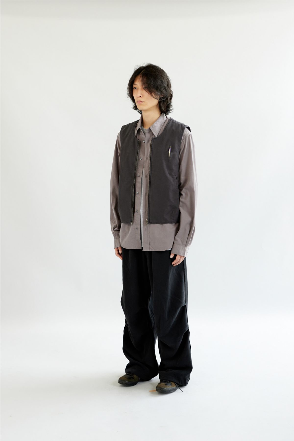 해칭룸(HATCHINGROOM) Layering Vest Charcoal