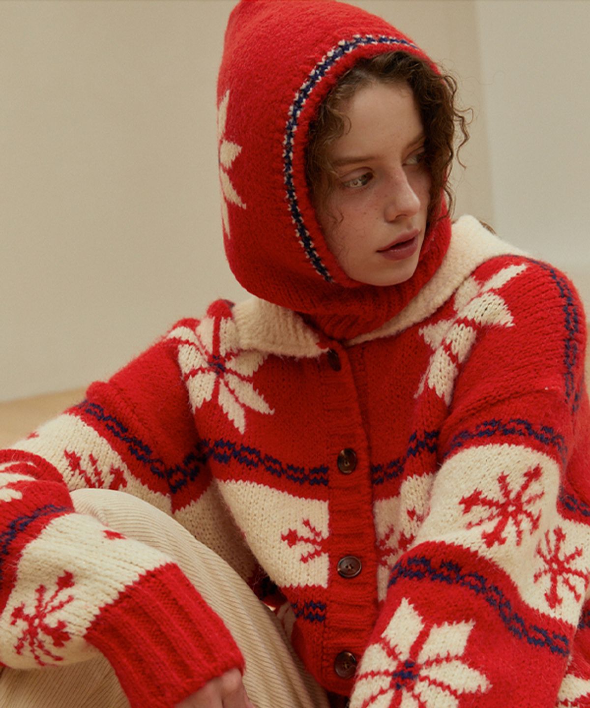 그린버터(GREENBUTTER) Snowflake Alpaca Balaclava (Red)