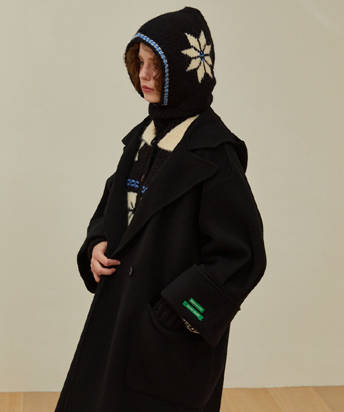 그린버터(GREENBUTTER) Snowflake Alpaca Balaclava (Black)